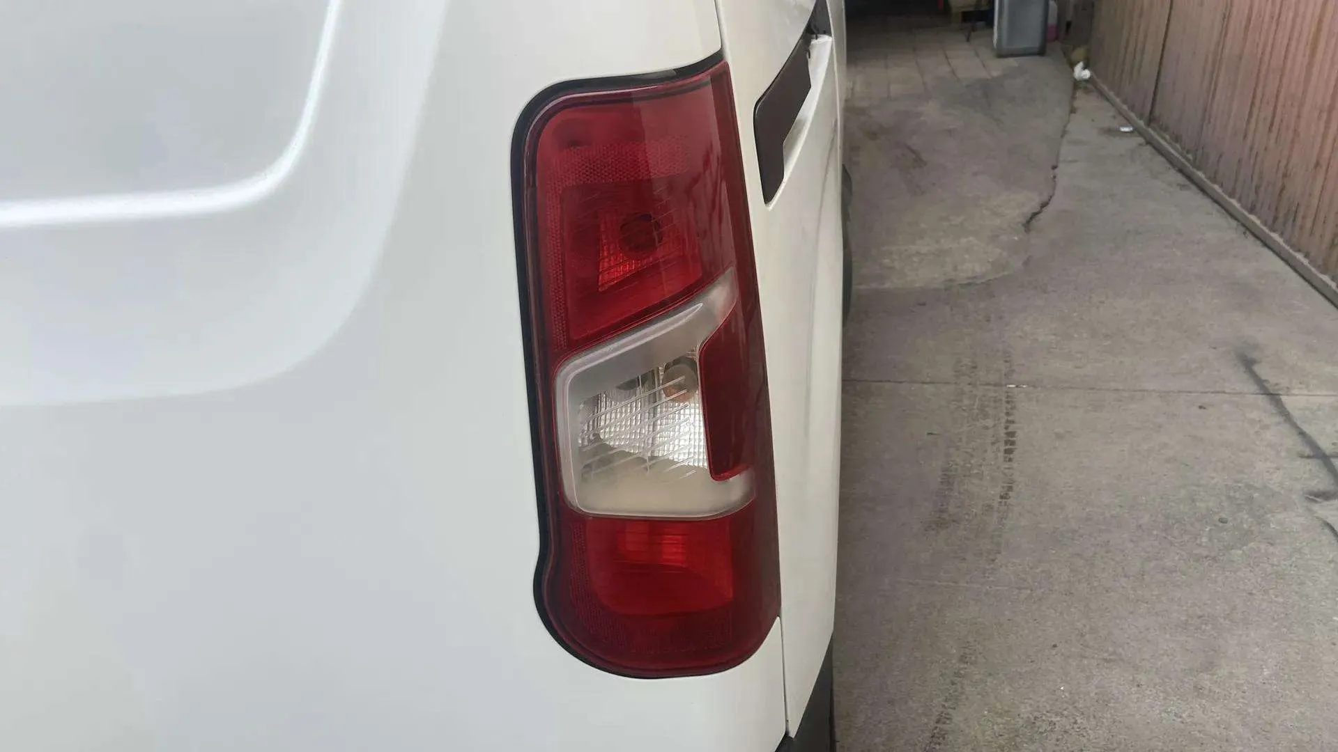 Opel Combo Furgón Diesel Combo Cargo 1.5TD L 650 100 - foto 12