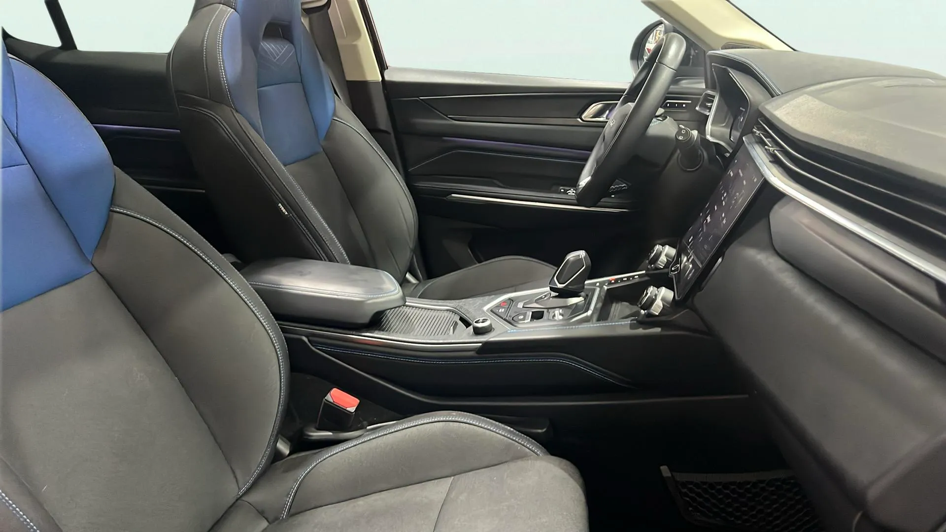 Lynk & Co 01 1.5 PHEV - foto 13