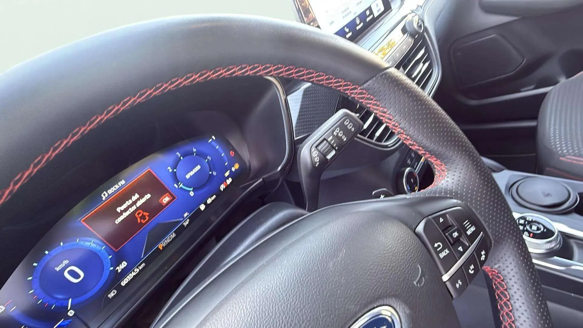Ford Kuga ST-Line 2.0 EcoBlue - foto 25