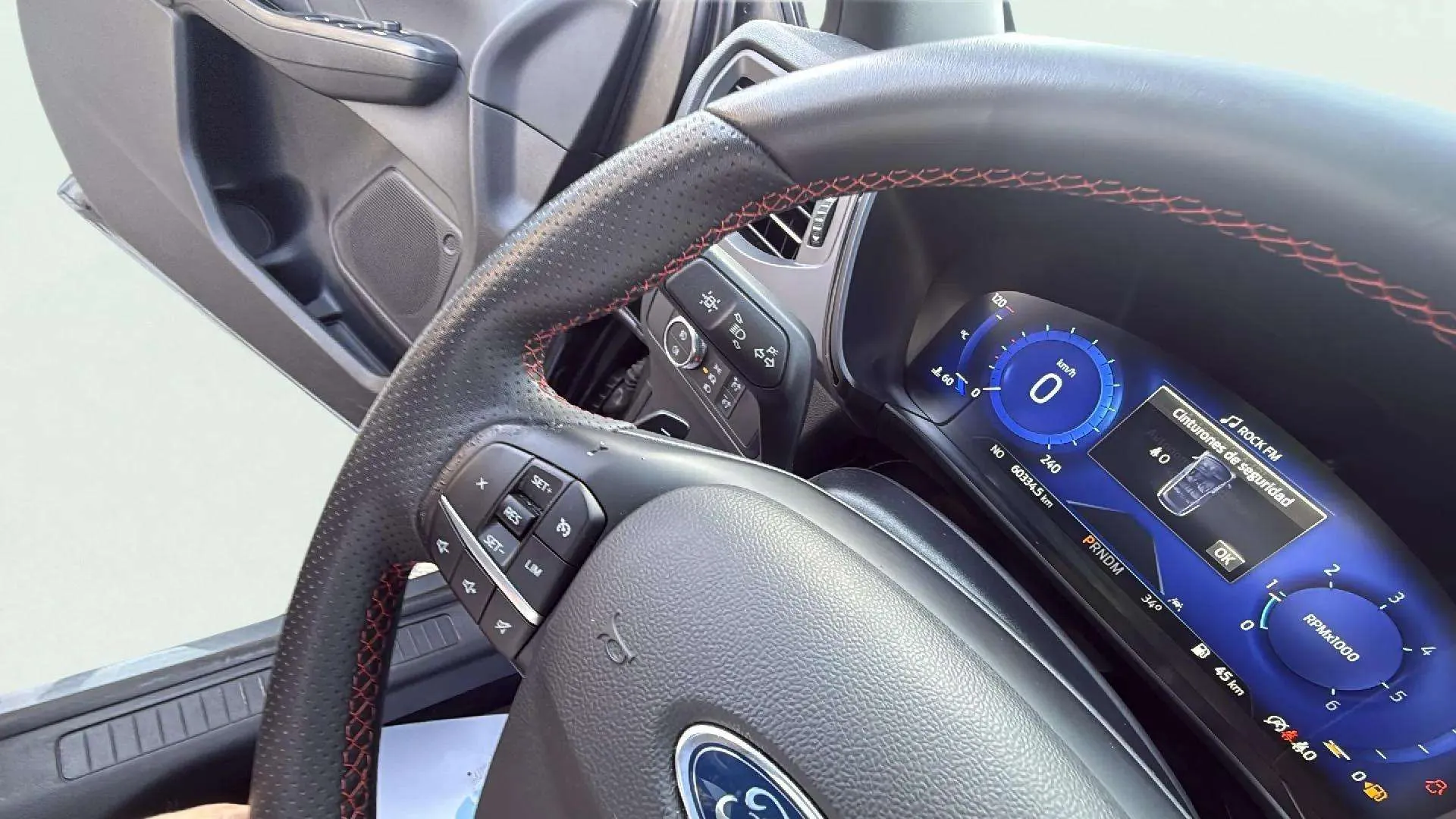 Ford Kuga ST-Line 2.0 EcoBlue - foto 24