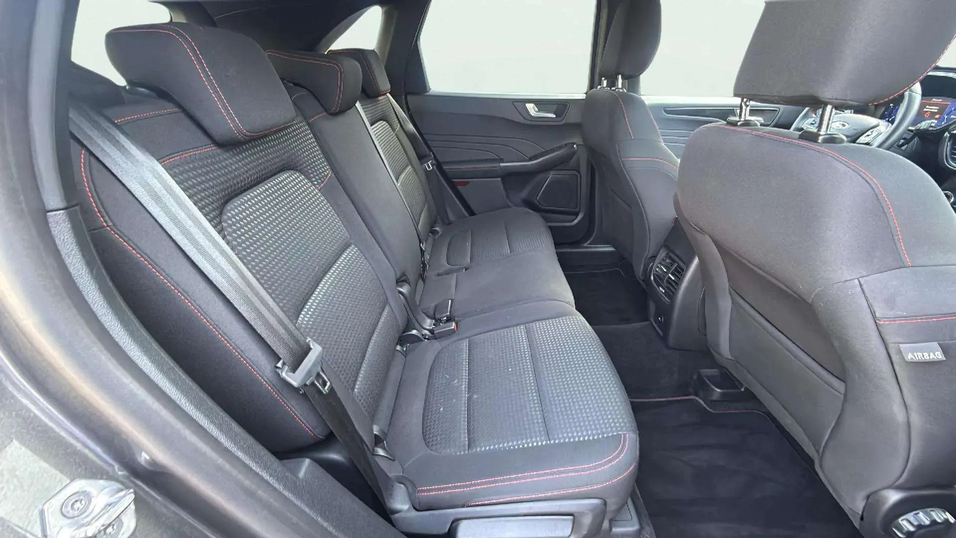 Ford Kuga ST-Line 2.0 EcoBlue - foto 29
