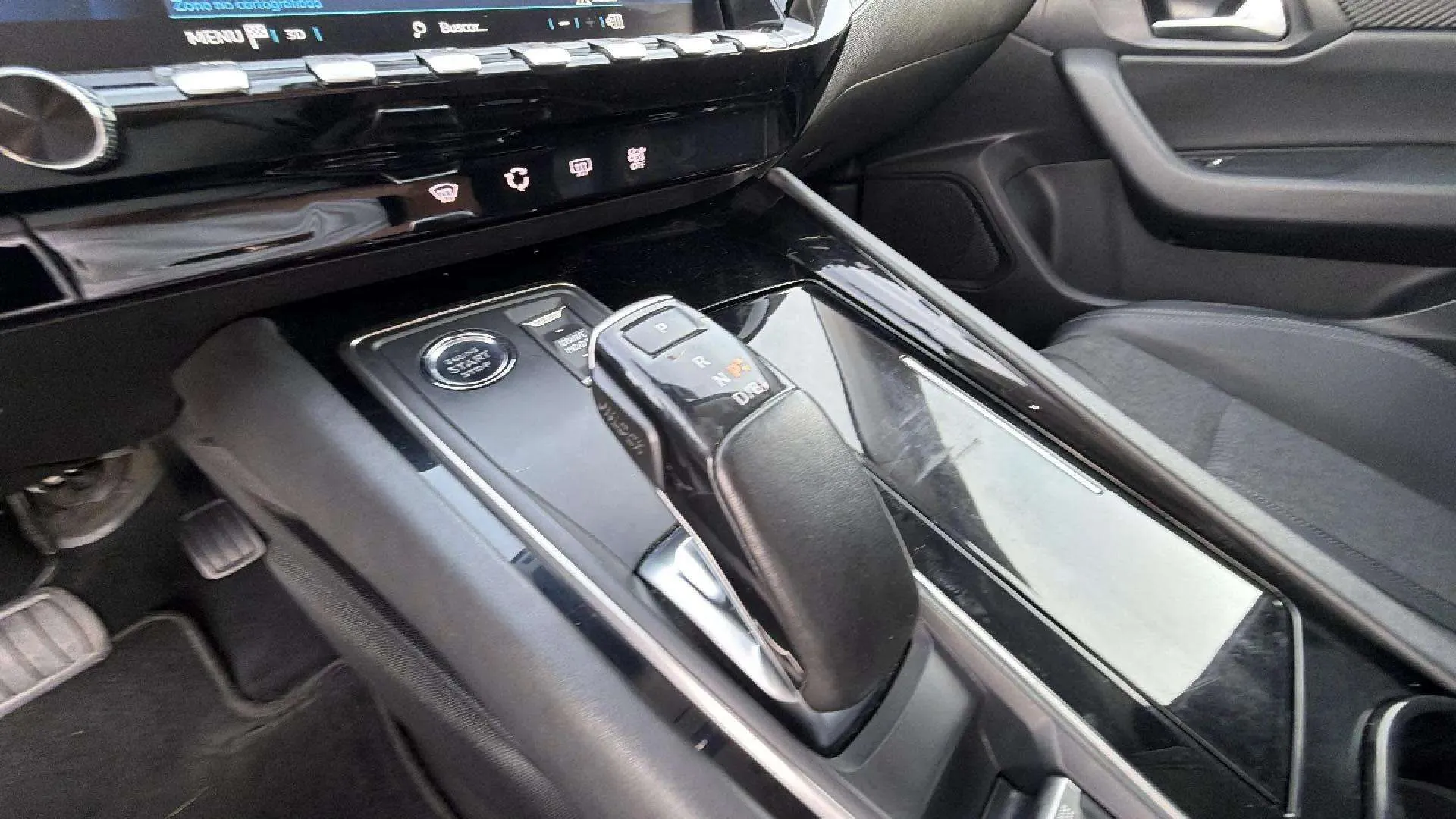 Peugeot 508 Allure Hybrid 225 e-EAT8 - foto 23