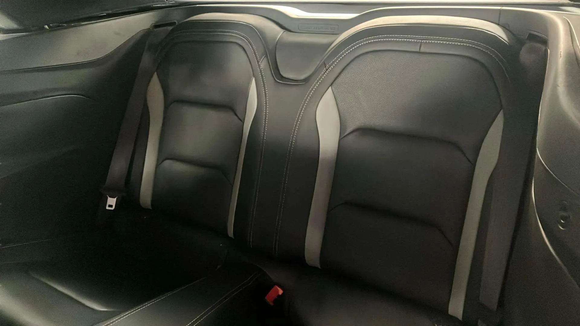 Chevrolet Camaro Cabrio - foto 12