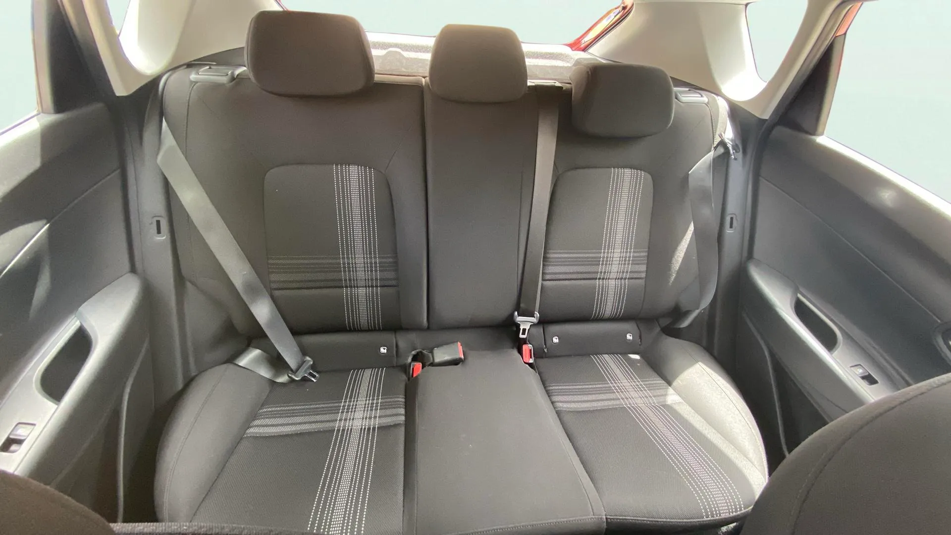 Hyundai Bayon 1.2 MPI Essence - foto 14