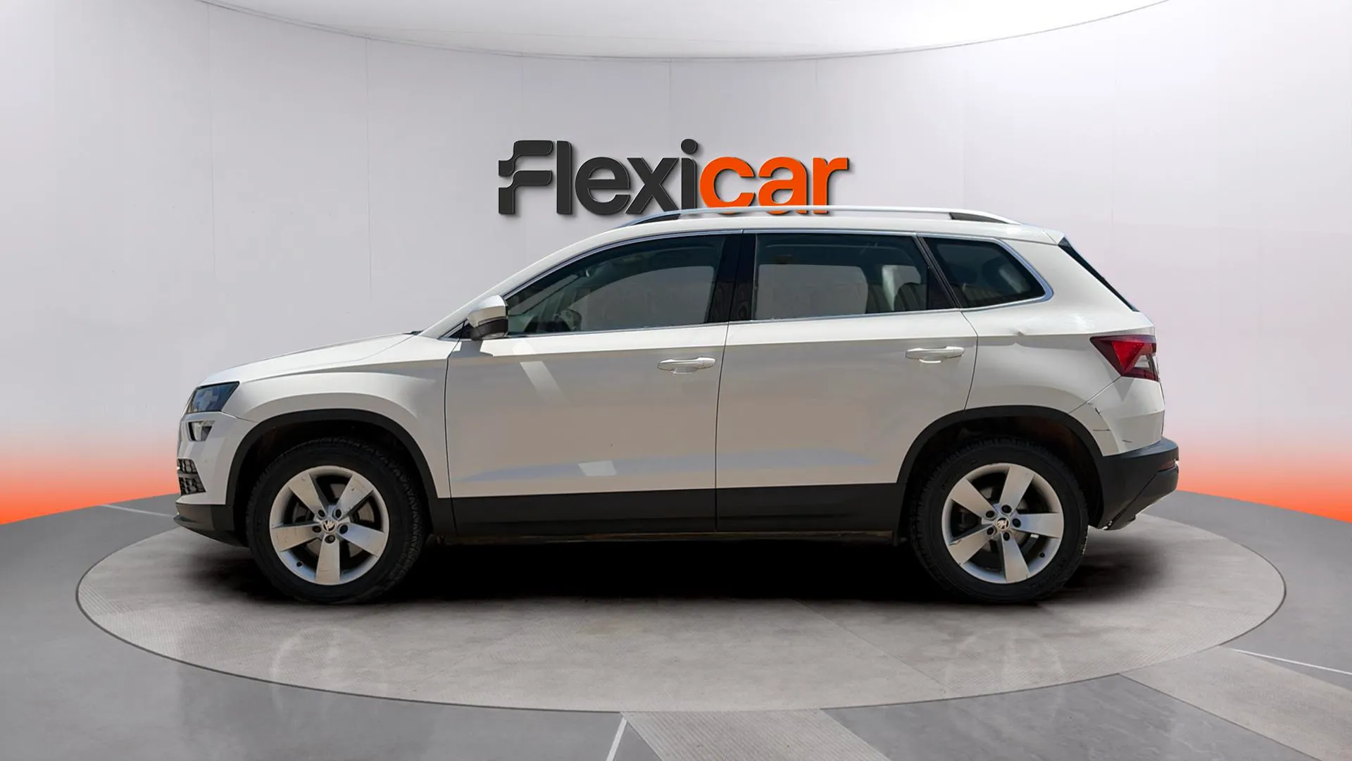 Škoda Karoq 2.0 TDI DSG 4x4 Ambition - foto 7