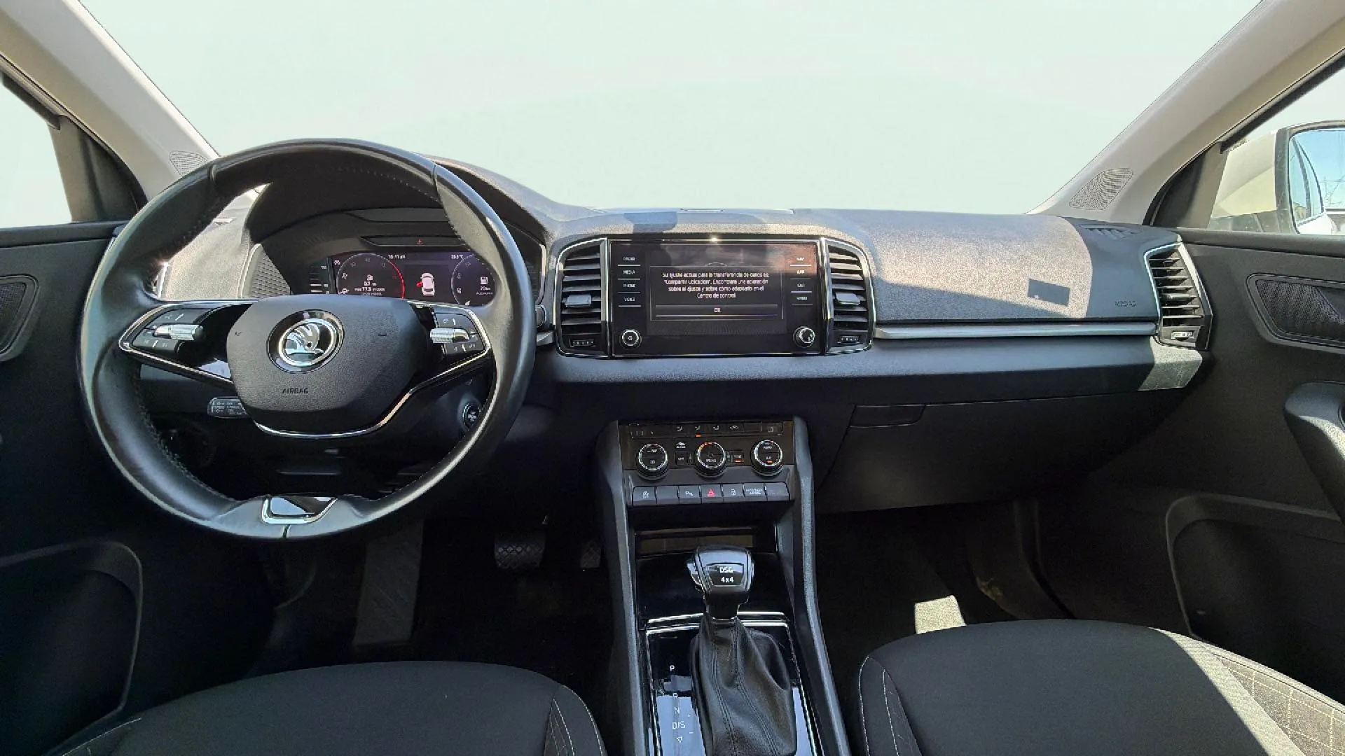 Škoda Karoq 2.0 TDI DSG 4x4 Ambition - foto 9