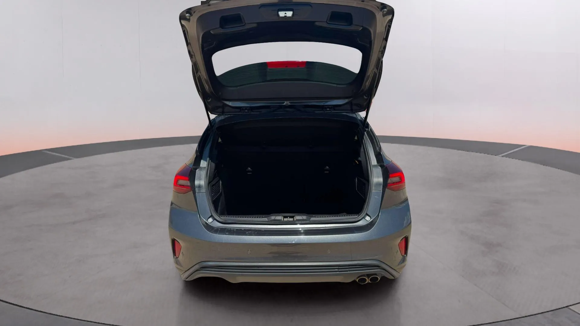Ford Focus 1.0 EcoBoost MHEV ST-Line - foto 17