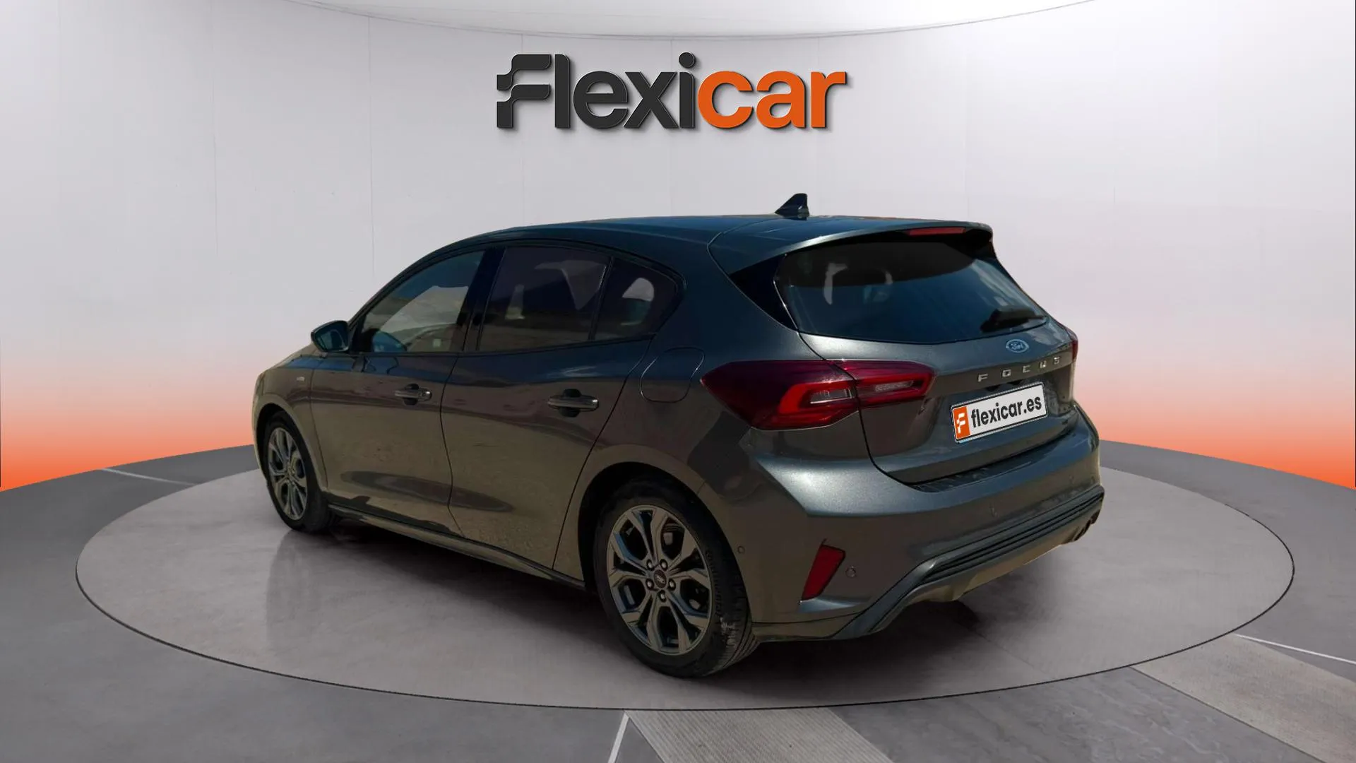 Ford Focus 1.0 EcoBoost MHEV ST-Line - foto 5