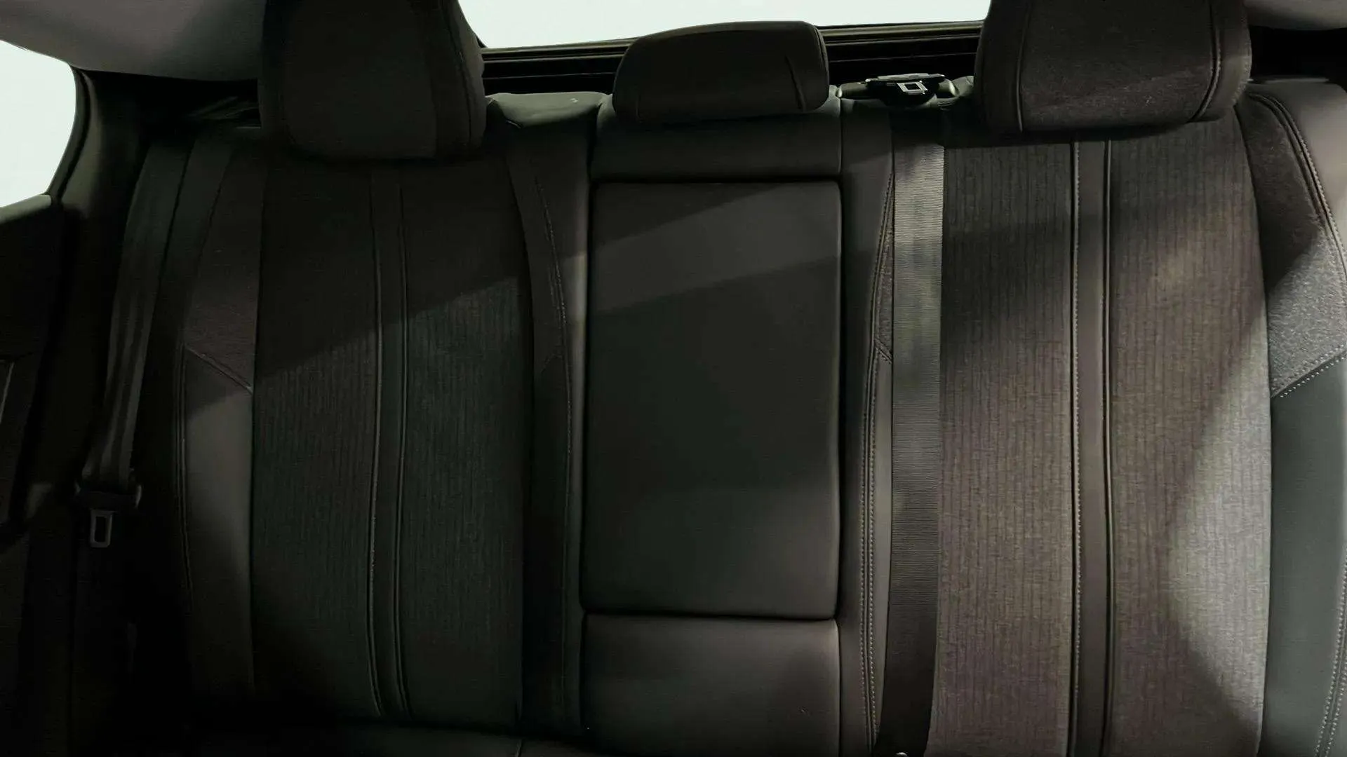 Peugeot 508 Allure BlueHDi 130 EAT8 - foto 15