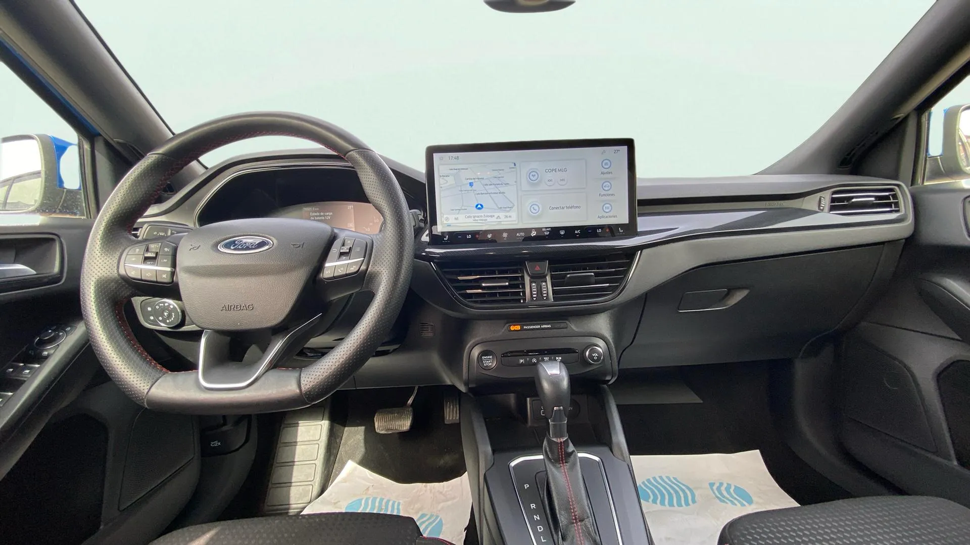 Ford Focus 1.0 EcoBoost MHEV ST-Line - foto 9