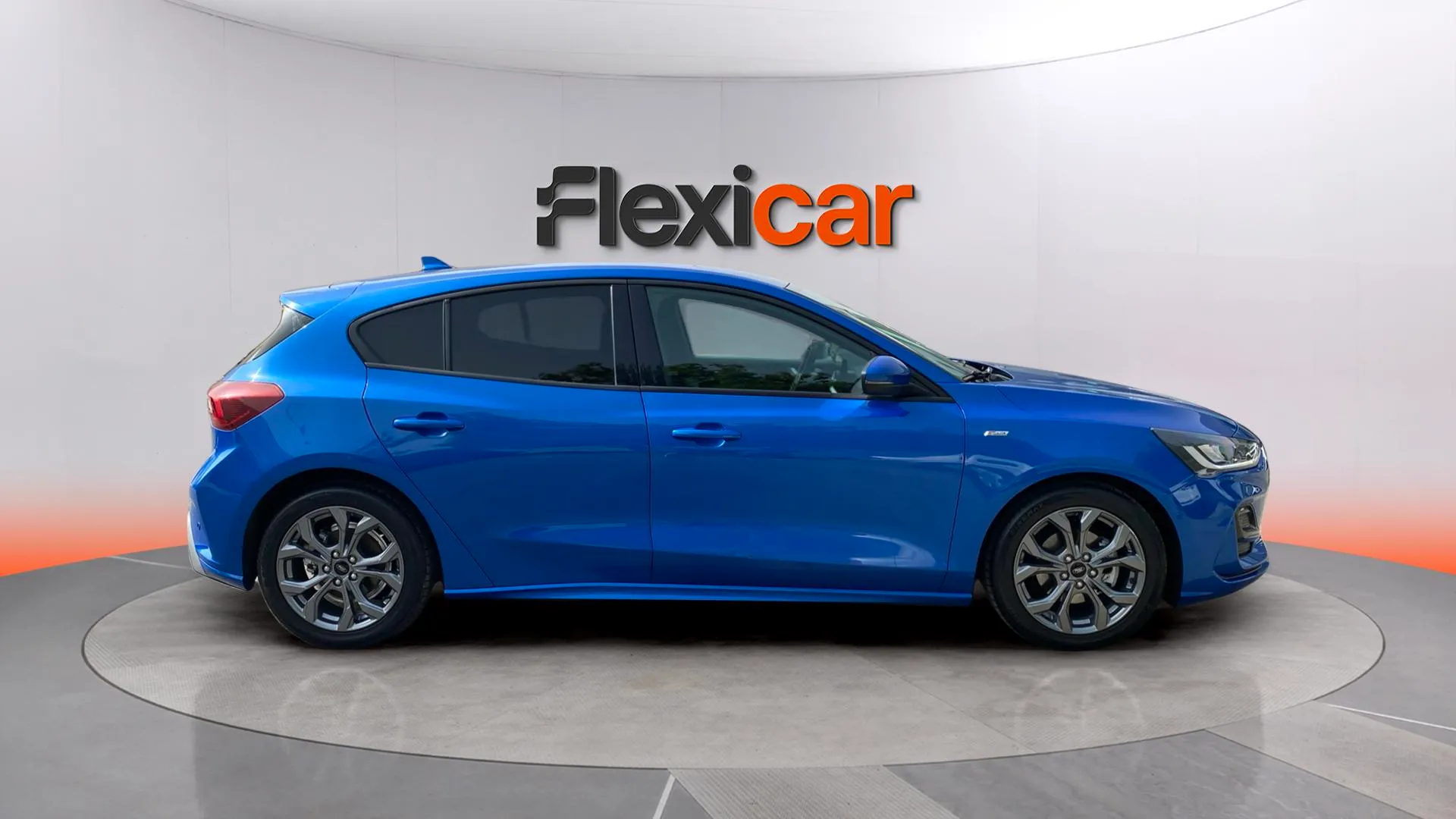 Ford Focus 1.0 EcoBoost MHEV ST-Line - foto 7