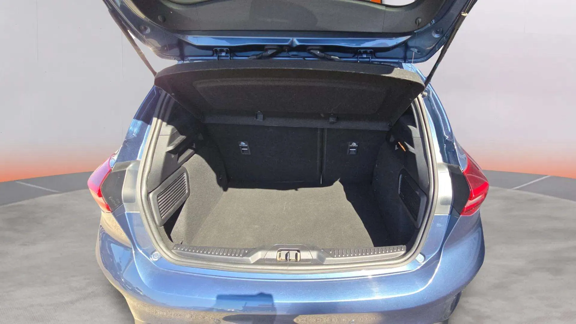 Ford Focus 1.0 EcoBoost MHEV ST-Line X - foto 9