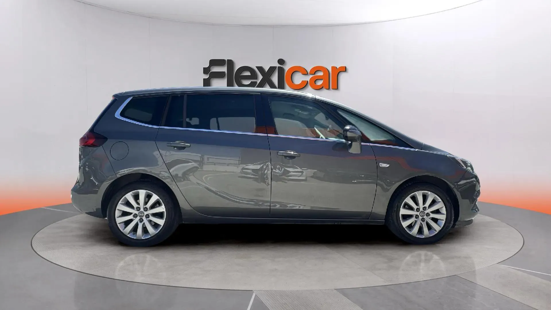 Opel Zafira 1.6 CDTi Excellence 17 - foto 8