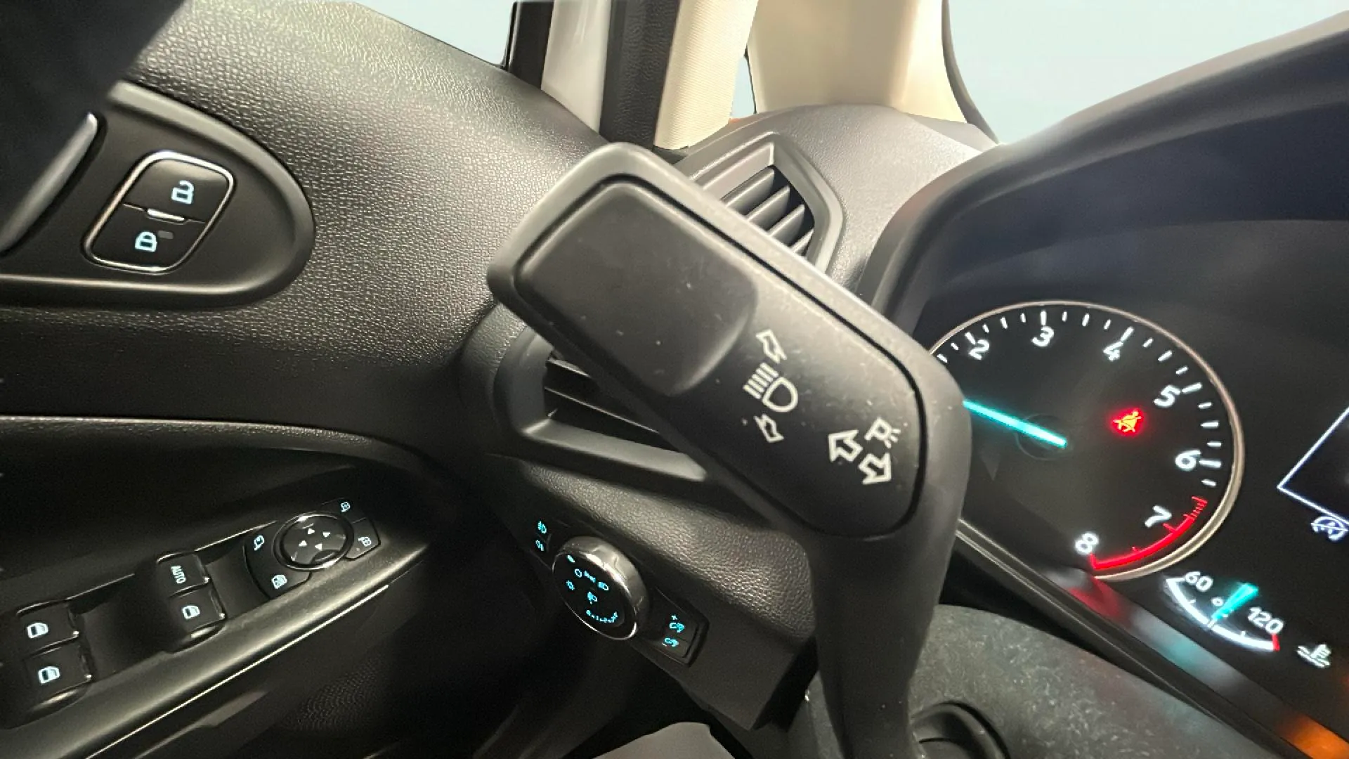 Ford EcoSport 1.0T EcoBoost Trend - foto 26