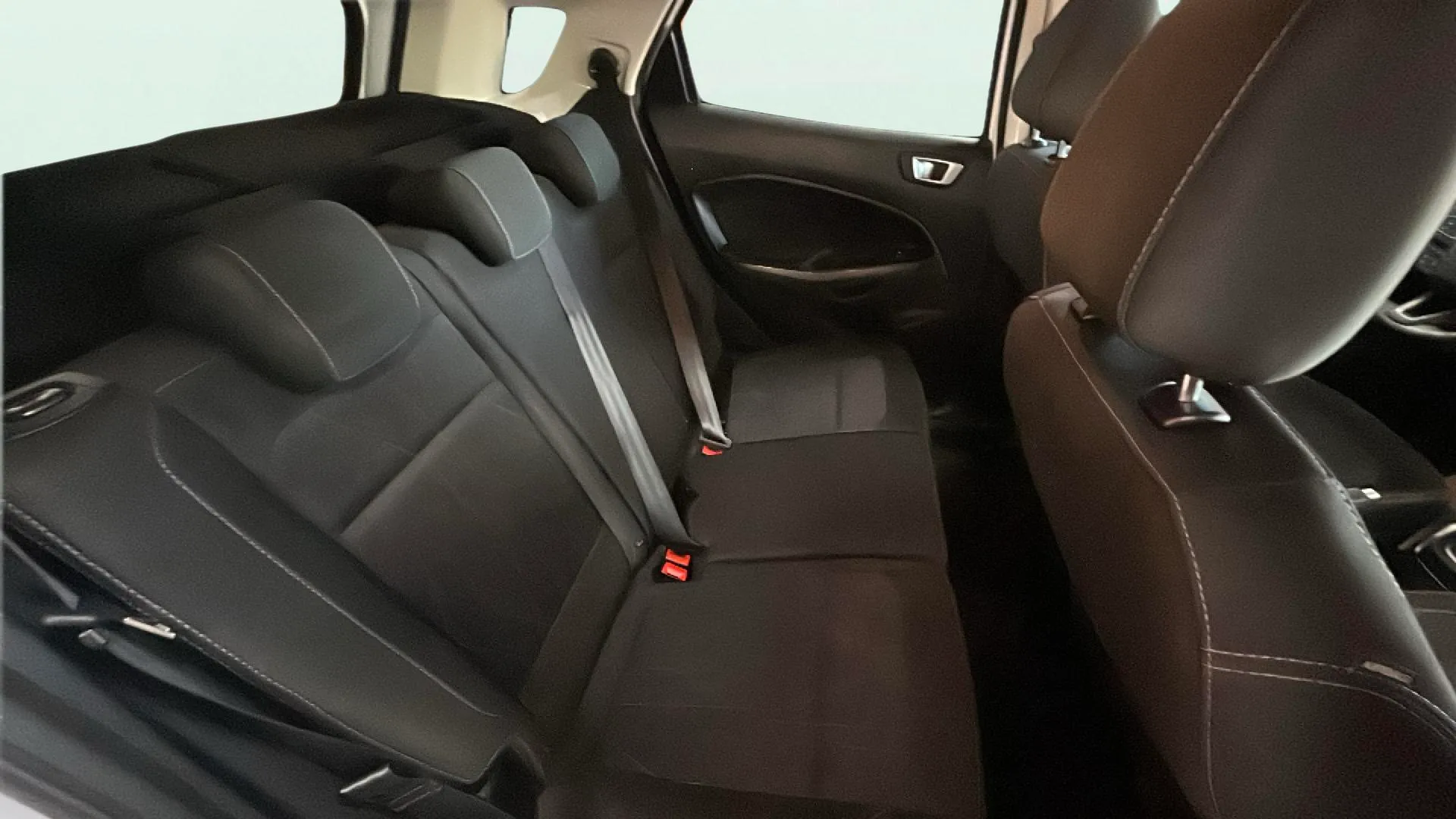Ford EcoSport 1.0T EcoBoost Trend - foto 13