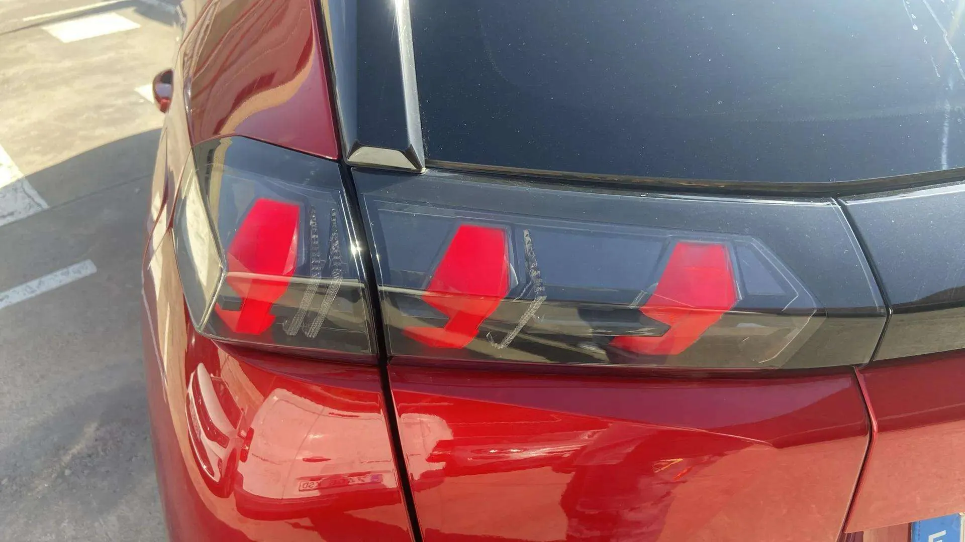 Peugeot 2008 GT Pack PureTech EAT8 - foto 11