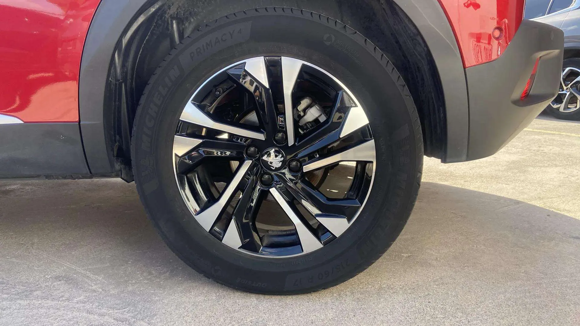 Peugeot 2008 GT Pack PureTech EAT8 - foto 14