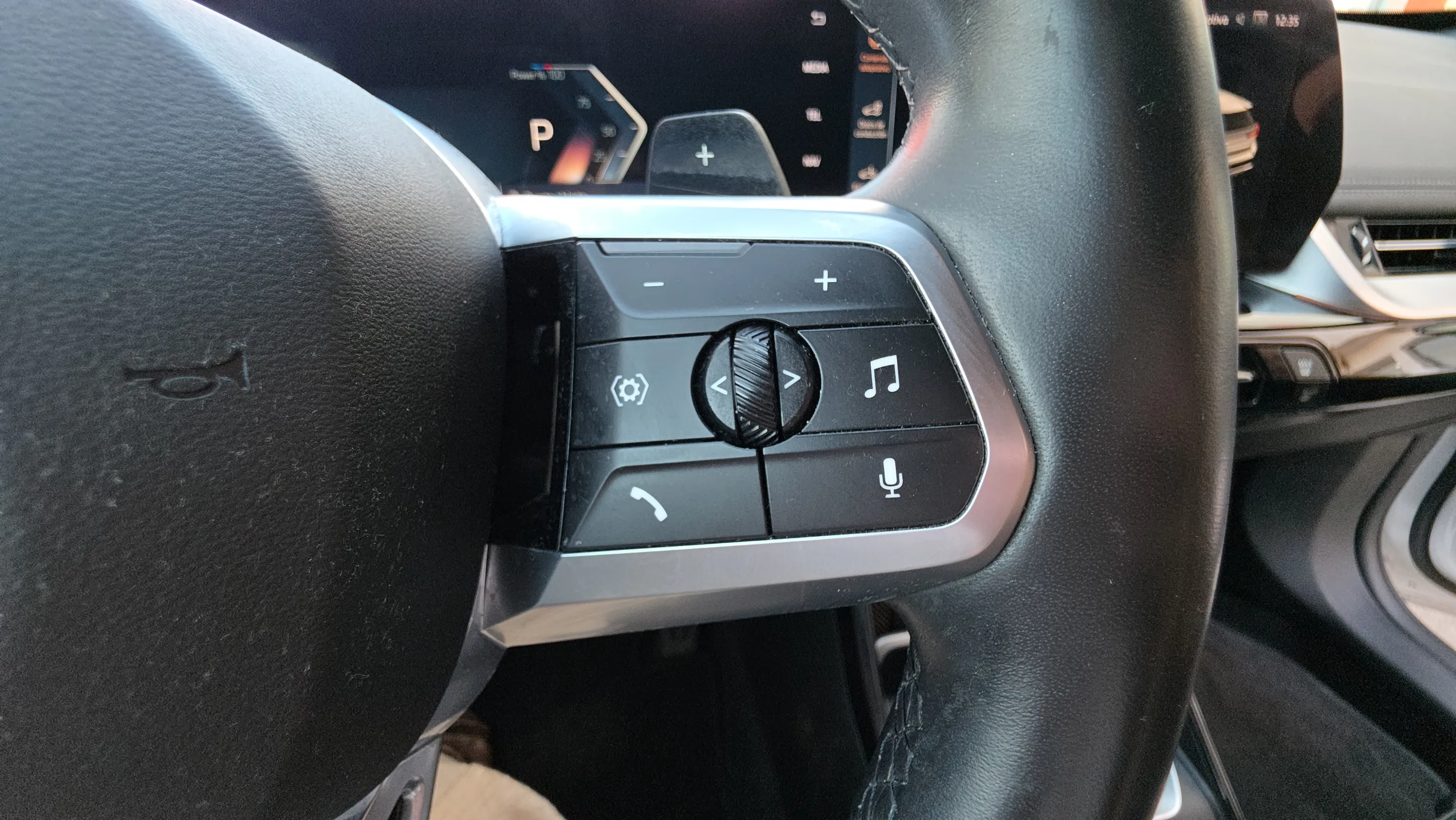 BMW X1 sDrive18d - foto 25