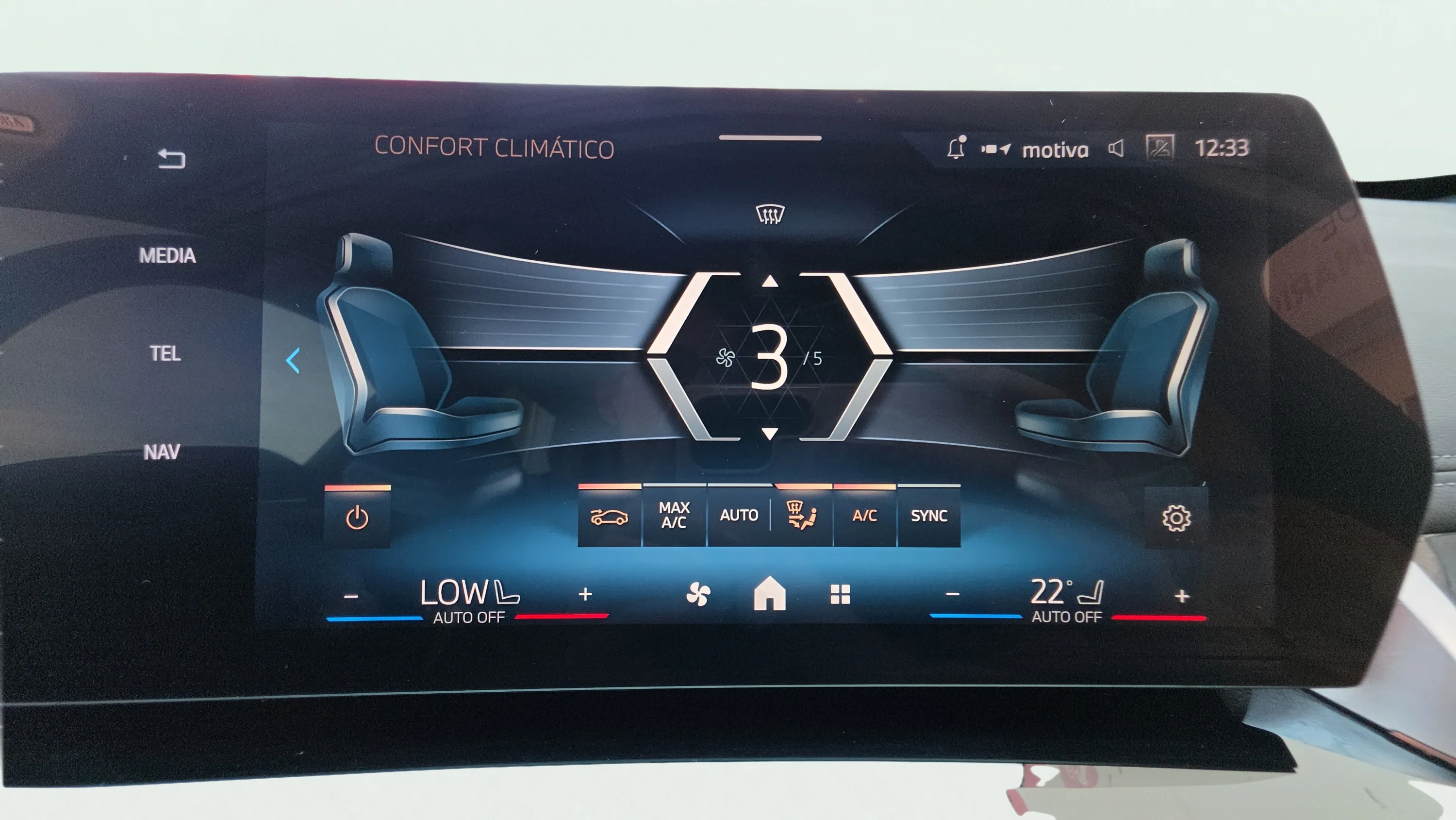 BMW X1 sDrive18d - foto 14