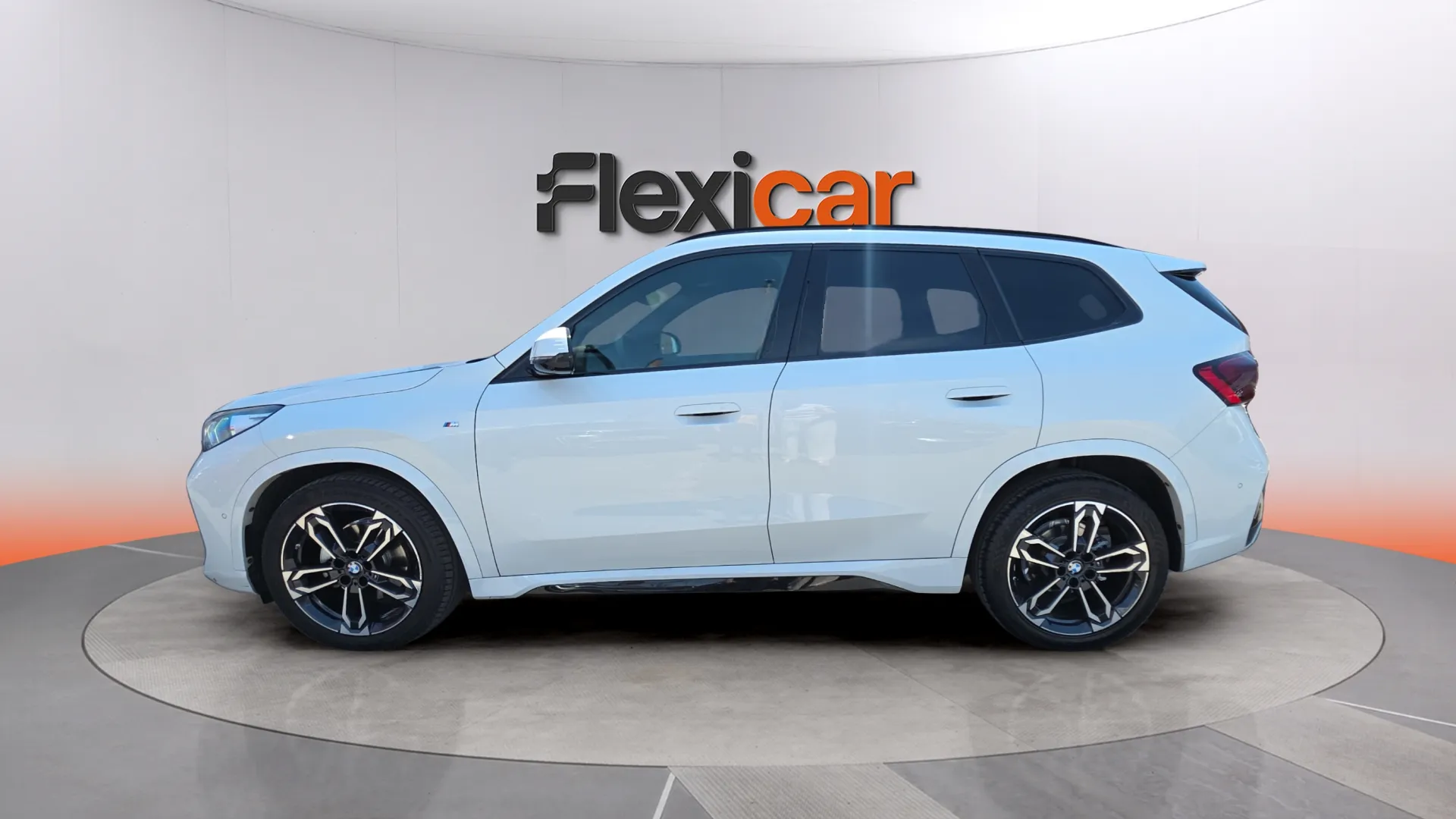 BMW X1 sDrive18d - foto 4