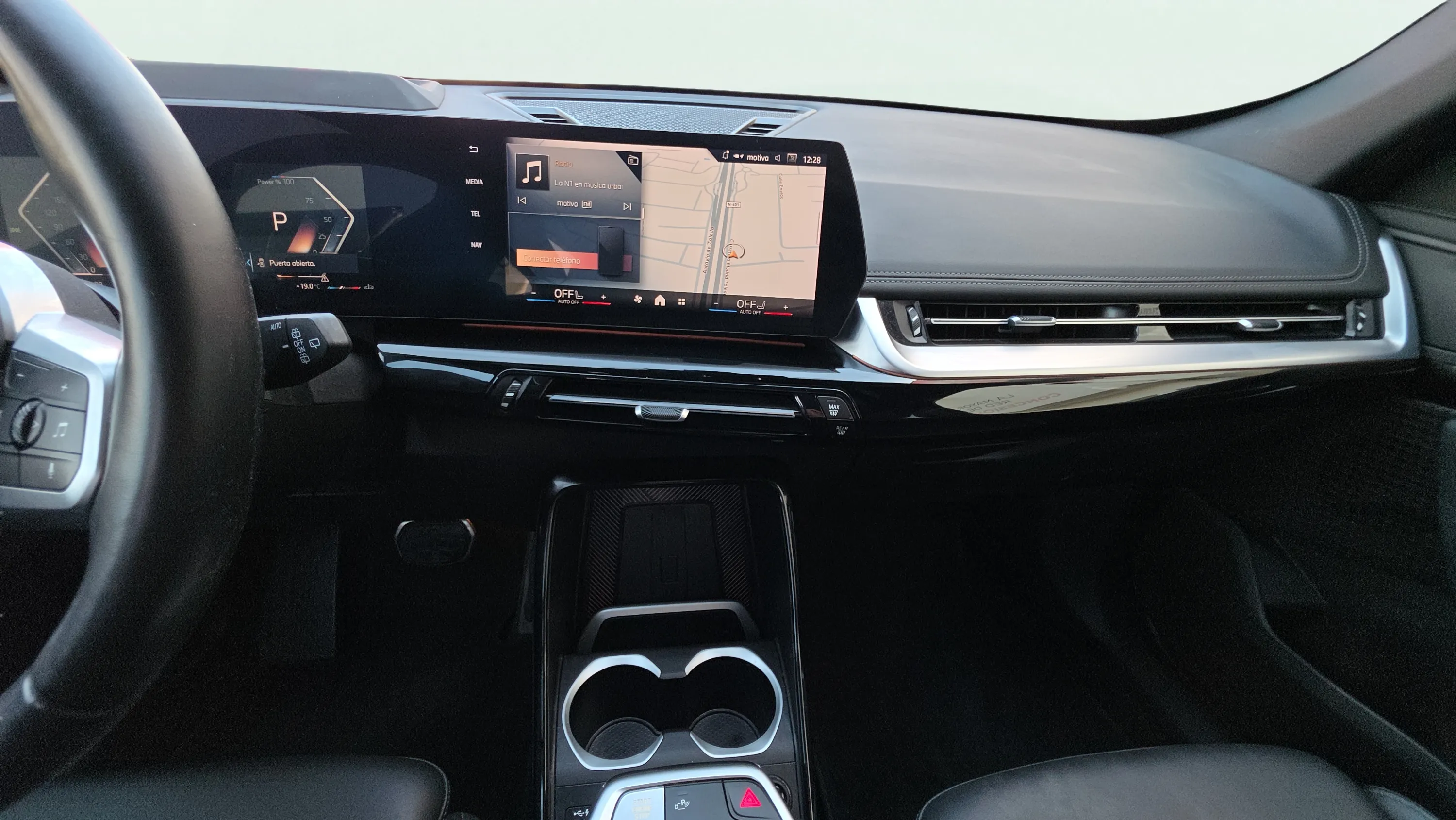 BMW X1 sDrive18d - foto 11