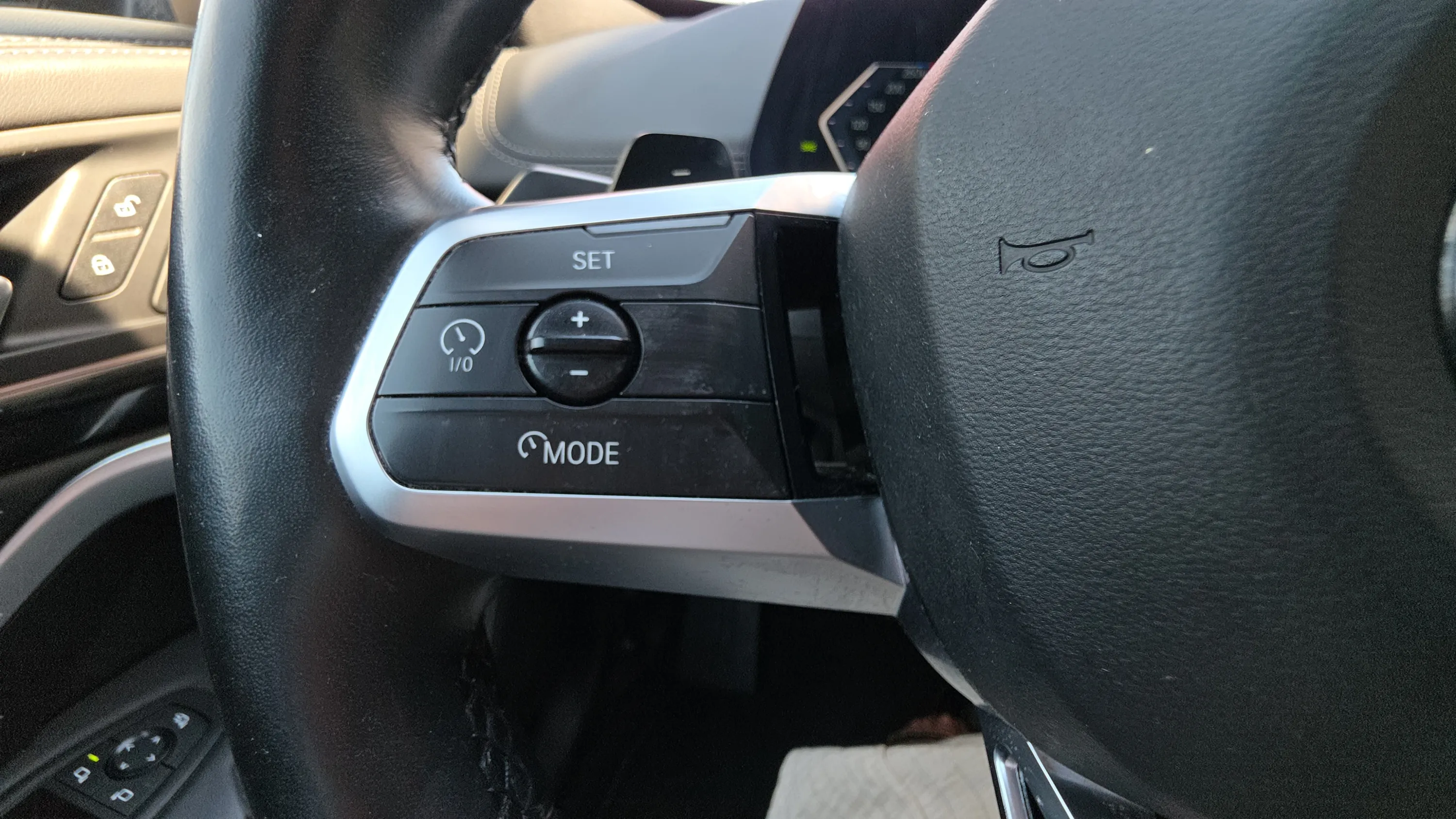 BMW X1 sDrive18d - foto 24