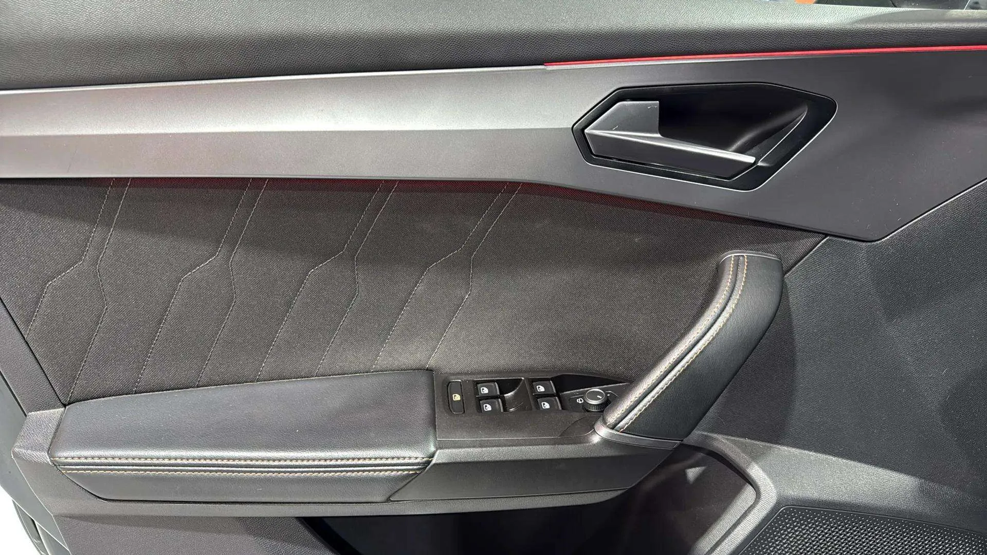 Cupra Formentor 1.5 TSI - foto 17