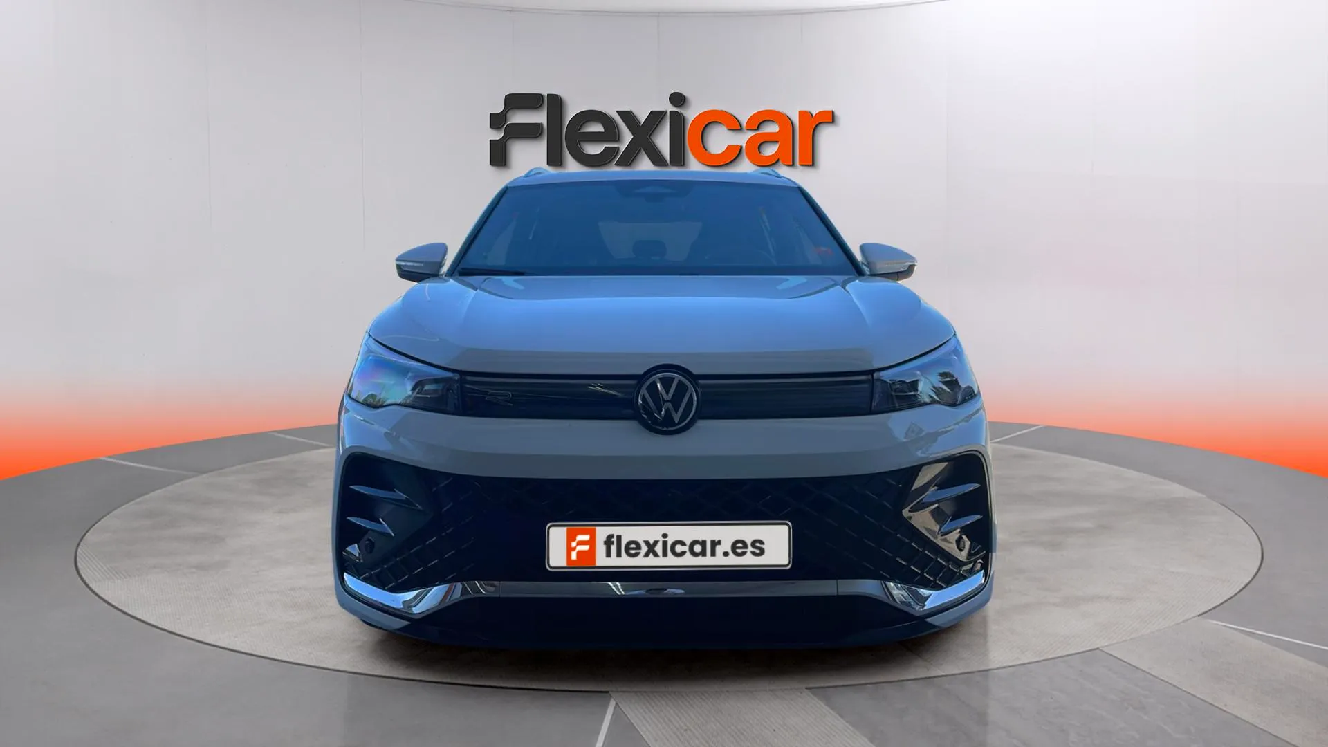 Volkswagen Tiguan R-Line 1.5 eTSI DSG - foto 2