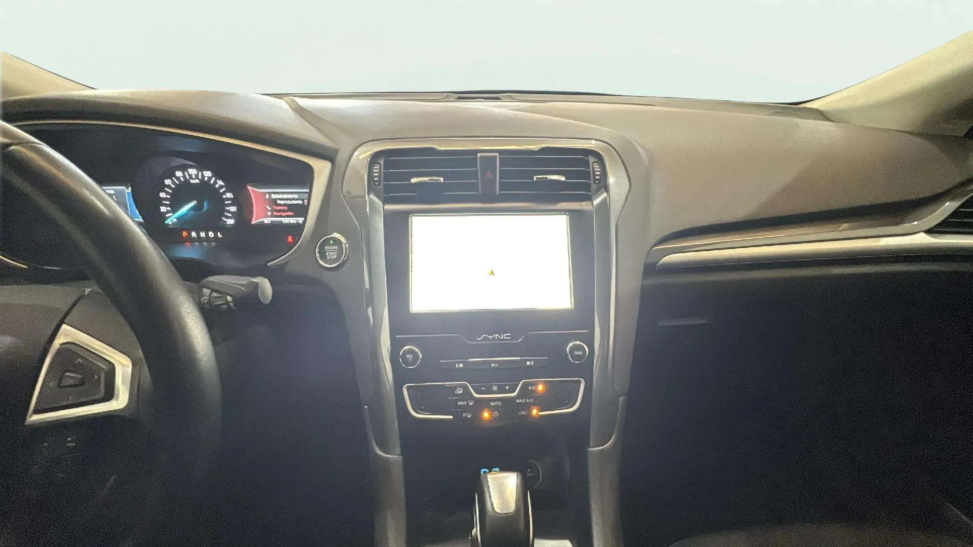 Ford Mondeo 2.0 Híbrido Trend HEV - foto 21