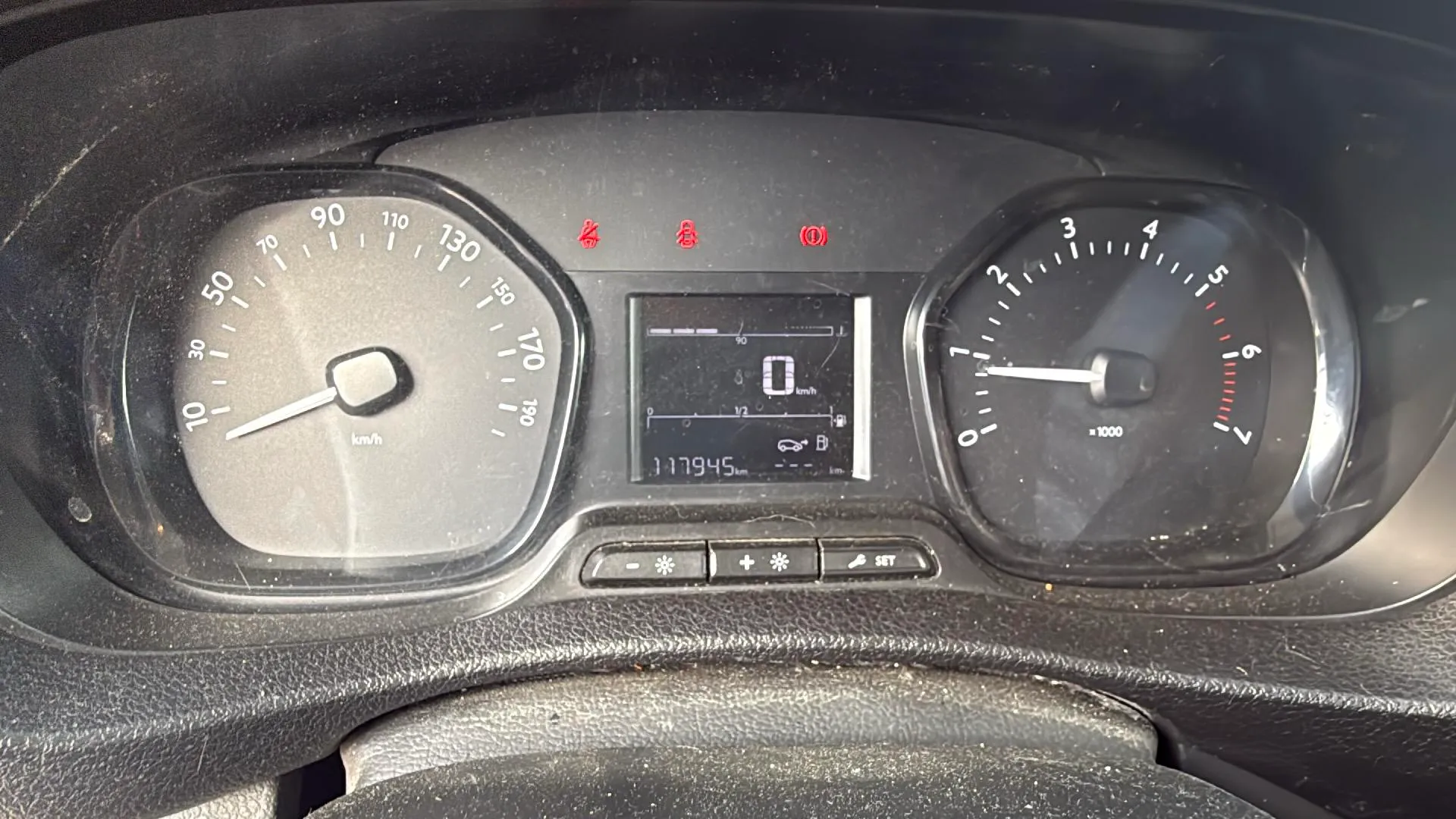 Citroën Jumpy Furgón Talla M BlueHDi 100 - foto 10