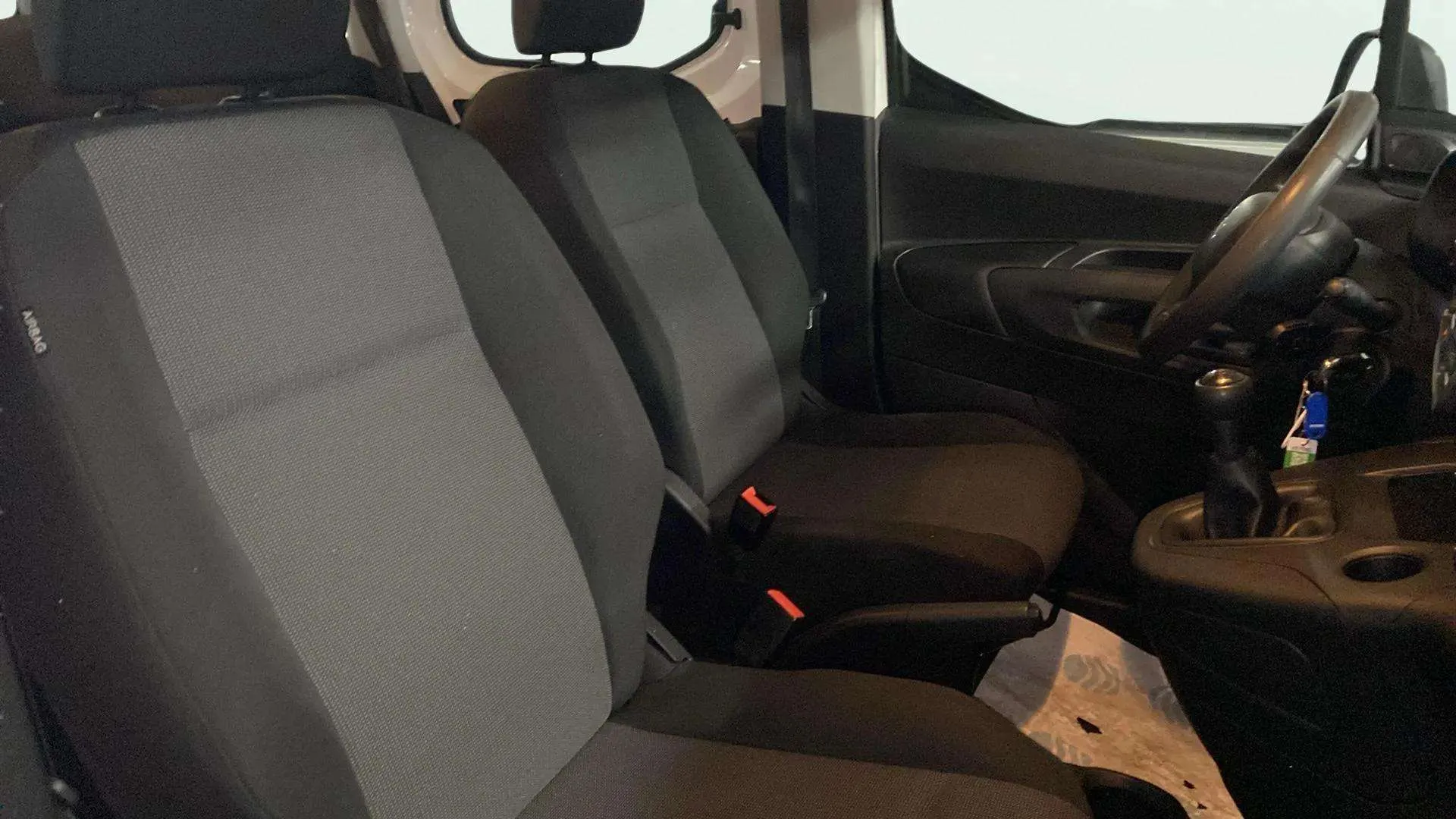 Citroën Berlingo Talla M BlueHDi 100 Feel Pack - foto 18