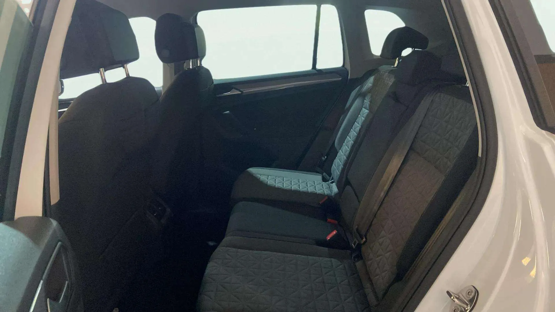 Volkswagen Tiguan Life 2.0 TDI DSG - foto 16