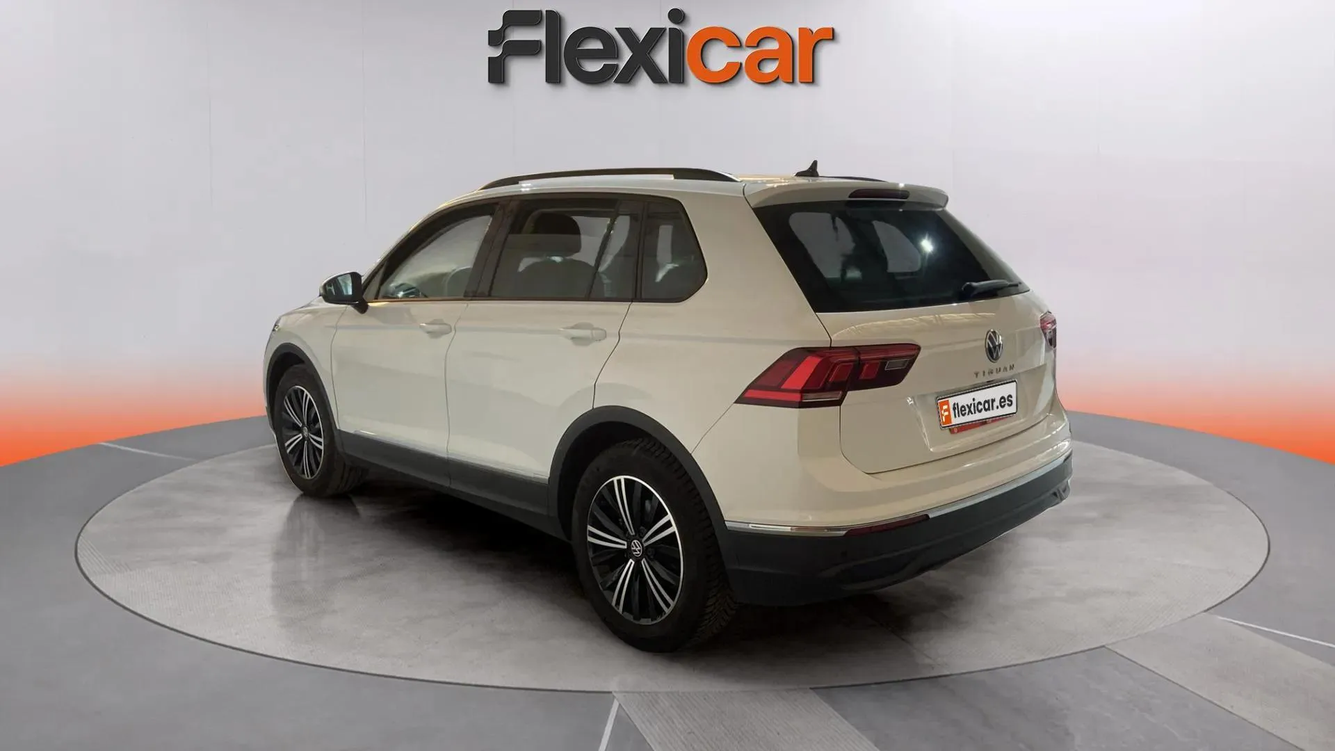 Volkswagen Tiguan Life 2.0 TDI DSG - foto 6