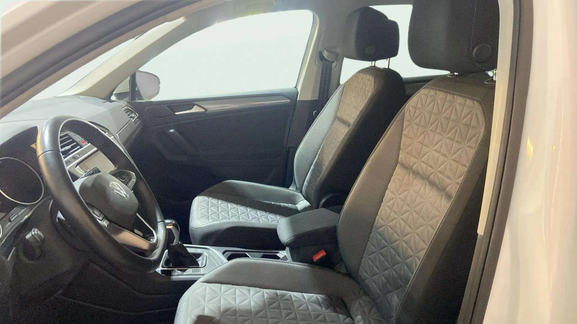 Volkswagen Tiguan Life 2.0 TDI DSG - foto 15