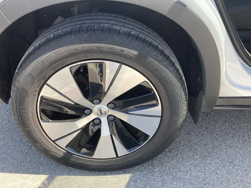 Volvo XC40 1.5 T4 Twin Recharge Inscription Ex - foto 13