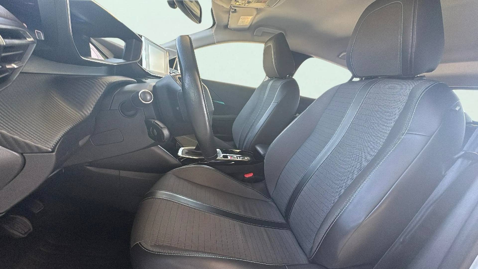 Peugeot 208 PureTech Active Pack - foto 24