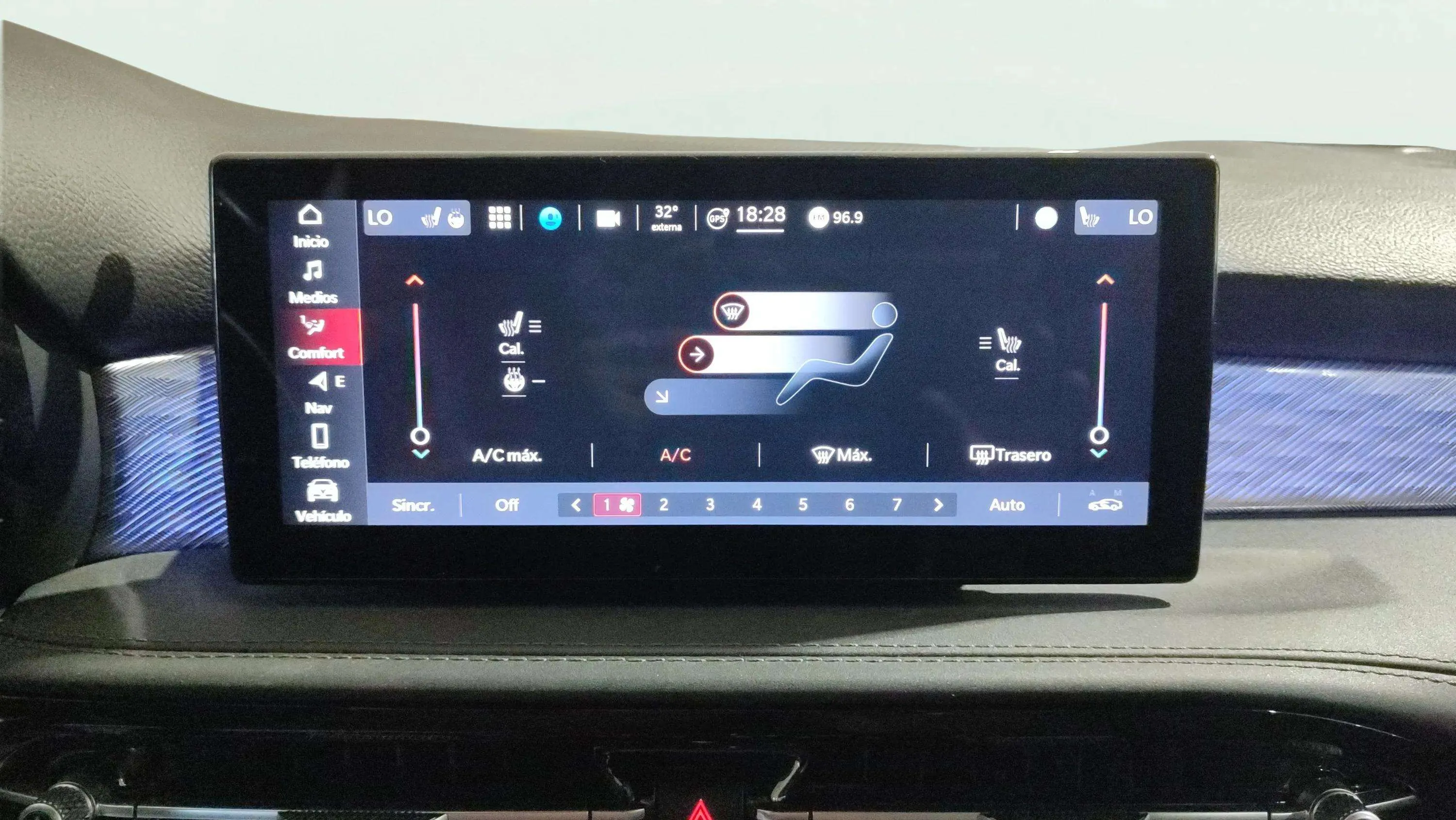 Alfa Romeo Tonale 1.5 MHEV Gasolina Speciale FWD - foto 11
