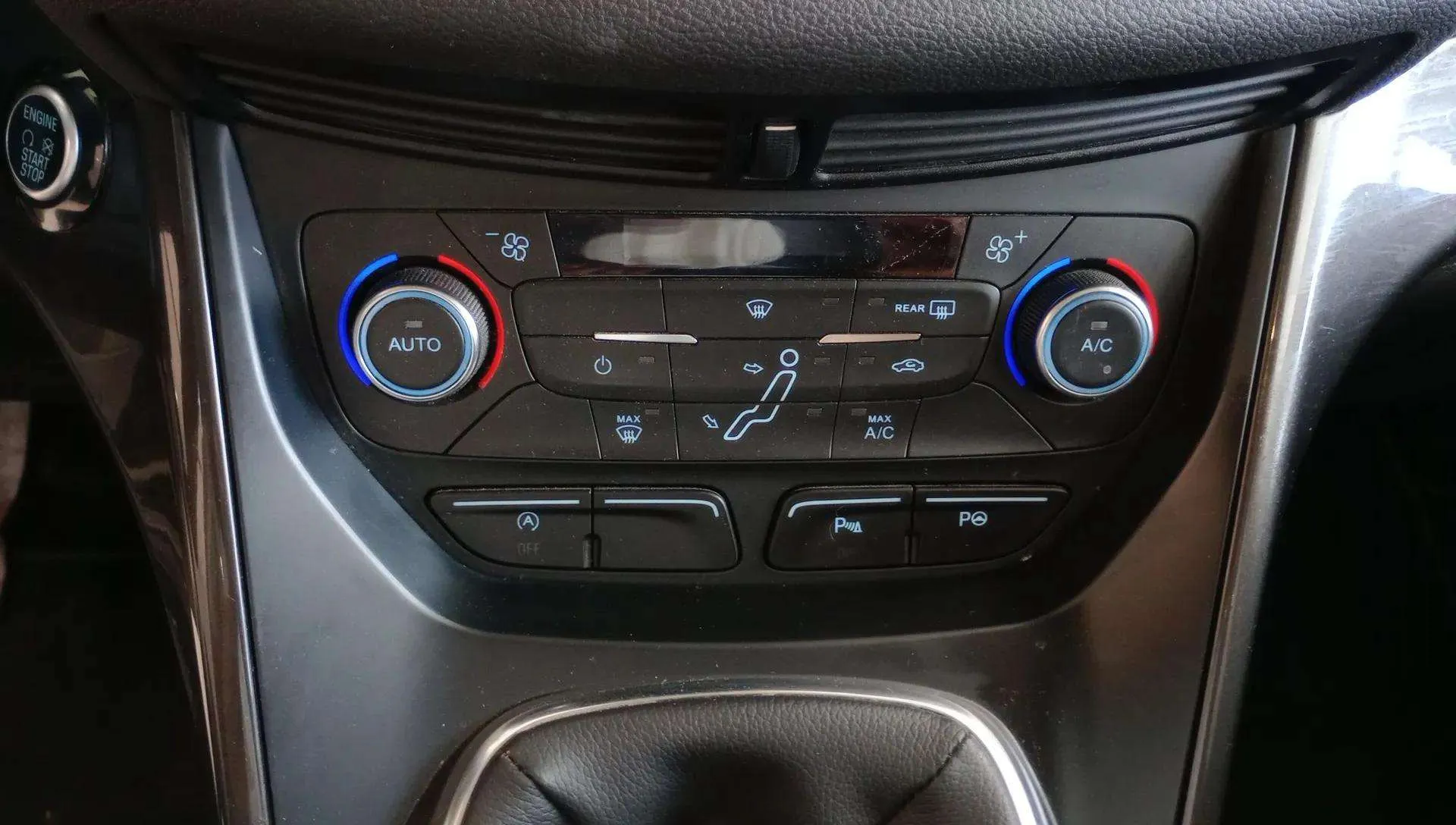 Ford Grand C-Max 1.0 EcoBoost Trend+ - foto 14