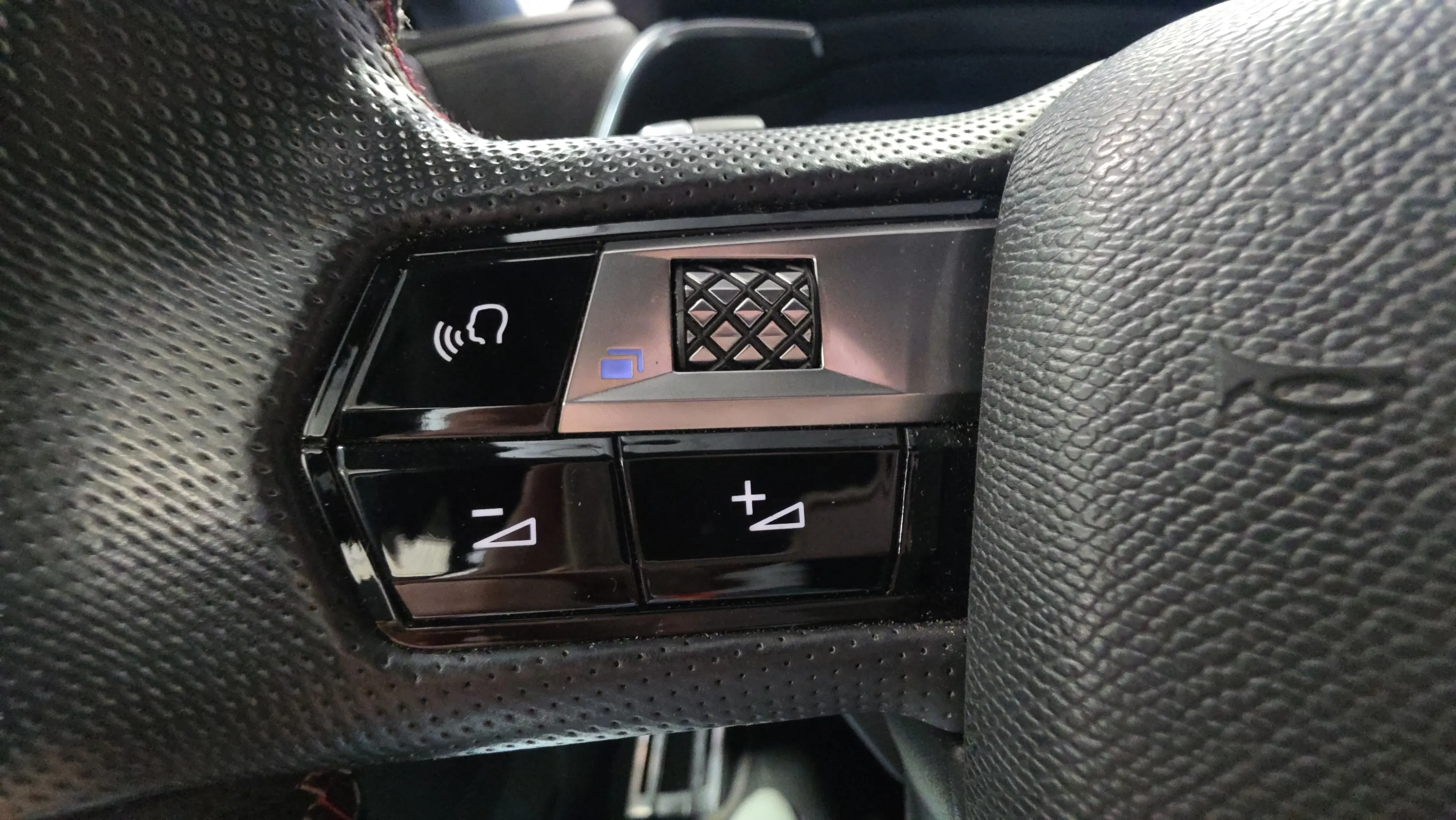 DS DS 7 Crossback BlueHDi DE Perf.line - foto 15