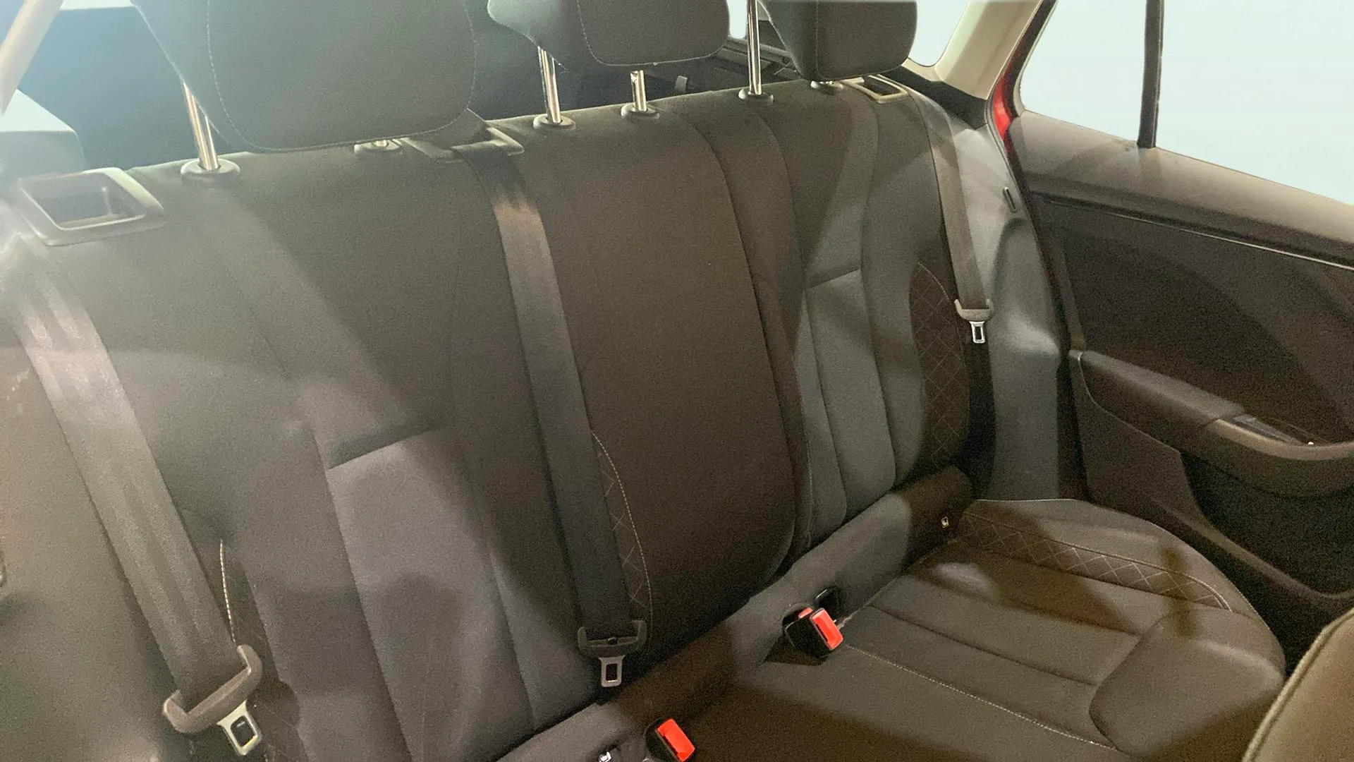 Škoda Kamiq 1.0 TSI DSG Ambition - foto 27