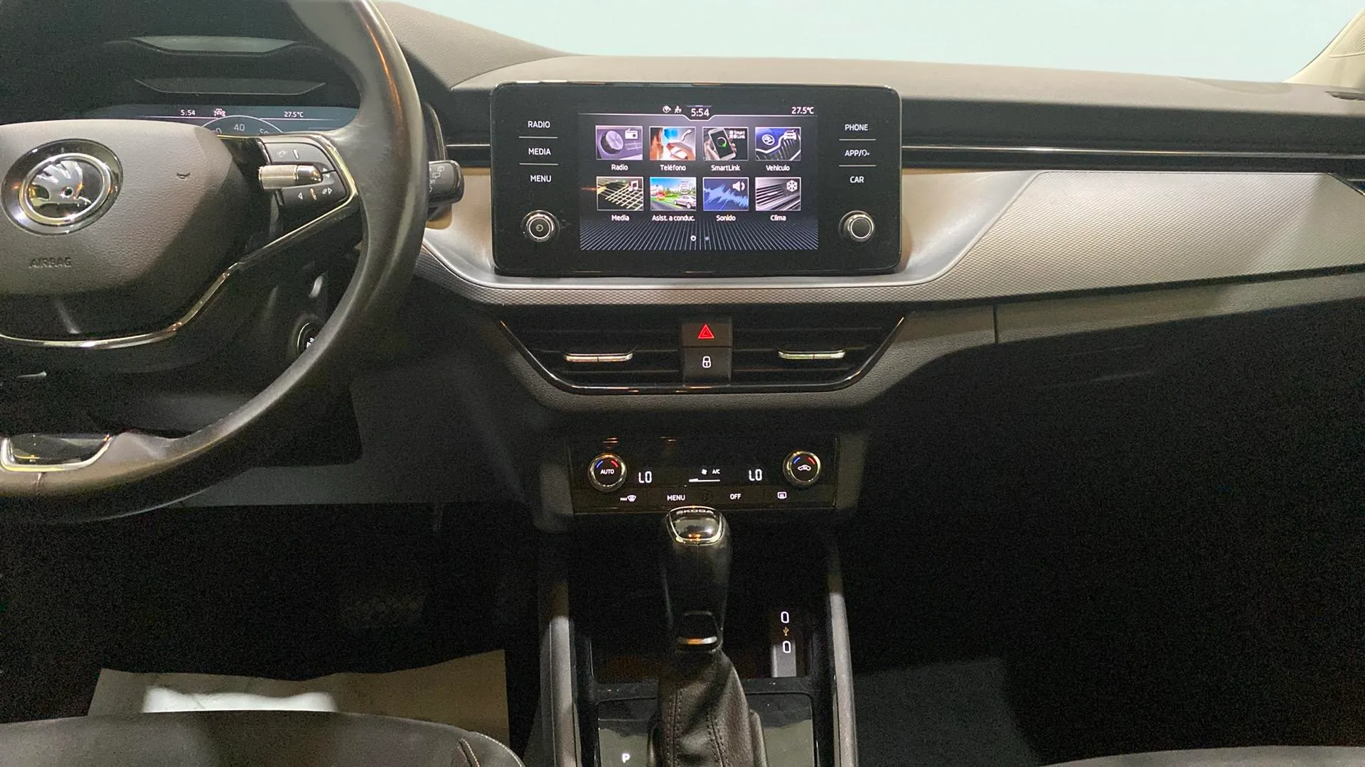 Škoda Kamiq 1.0 TSI DSG Ambition - foto 23