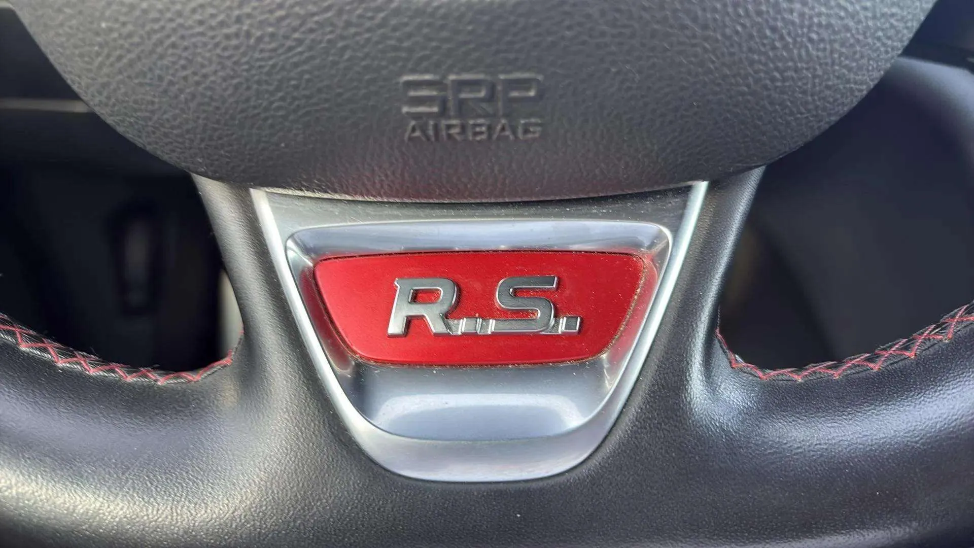 Renault Mégane RS Trophy TCe GPF 18 - foto 17