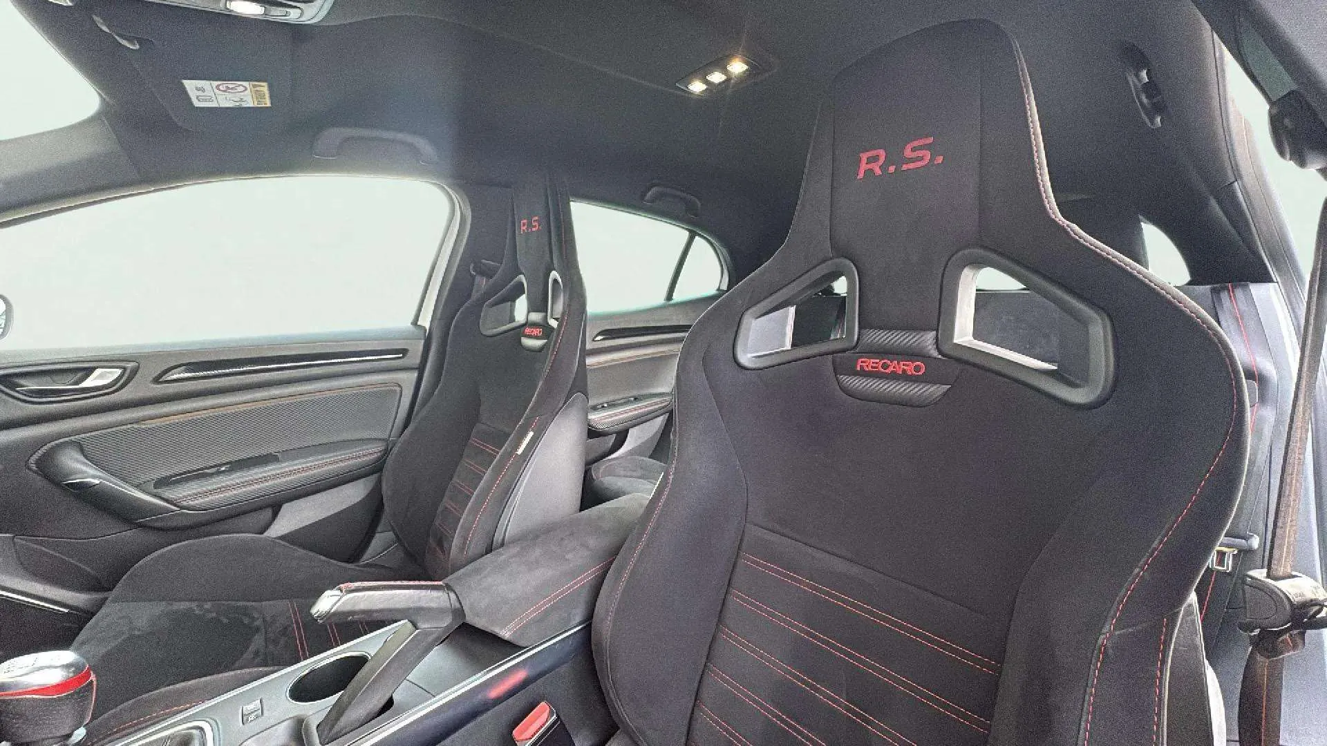 Renault Mégane RS Trophy TCe GPF 18 - foto 10