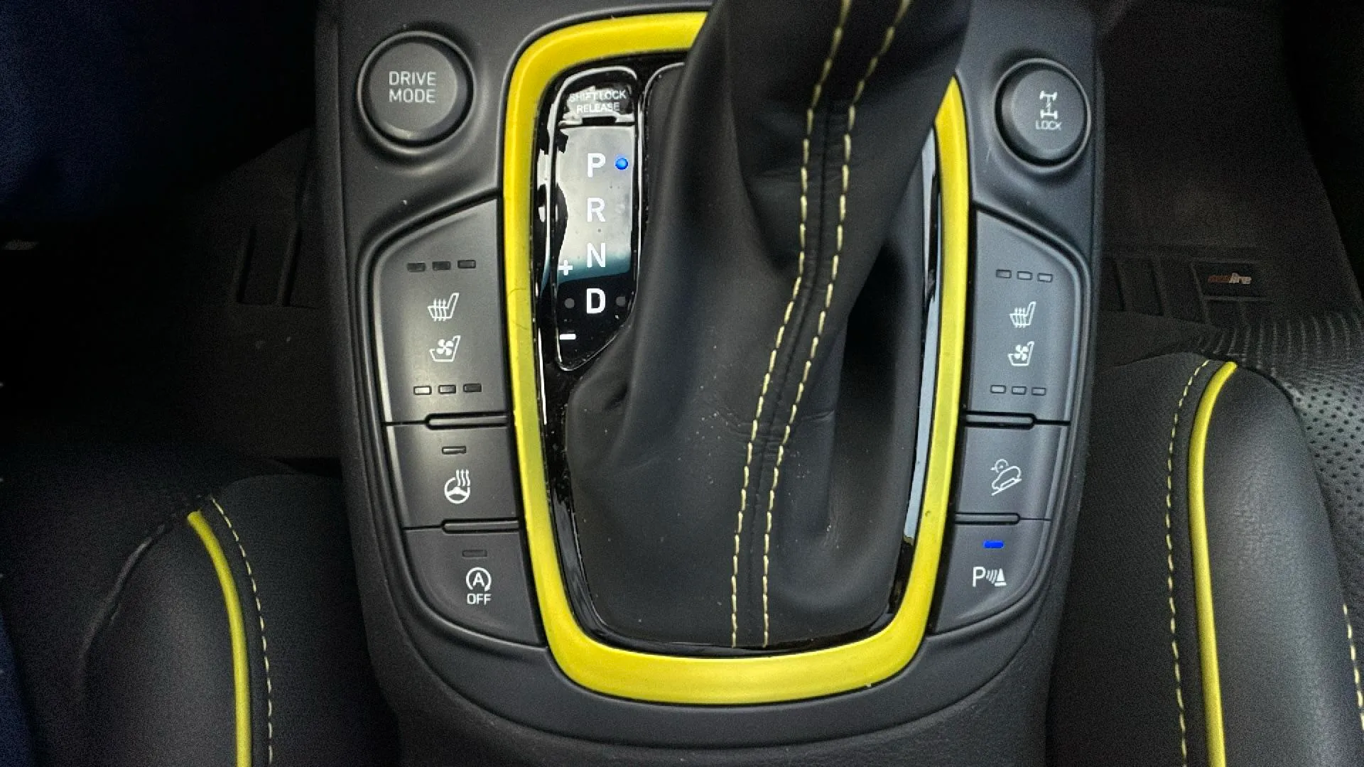 Hyundai Kona 1.6 T-GDi Style Sky Lime 4x4 DCT - foto 24