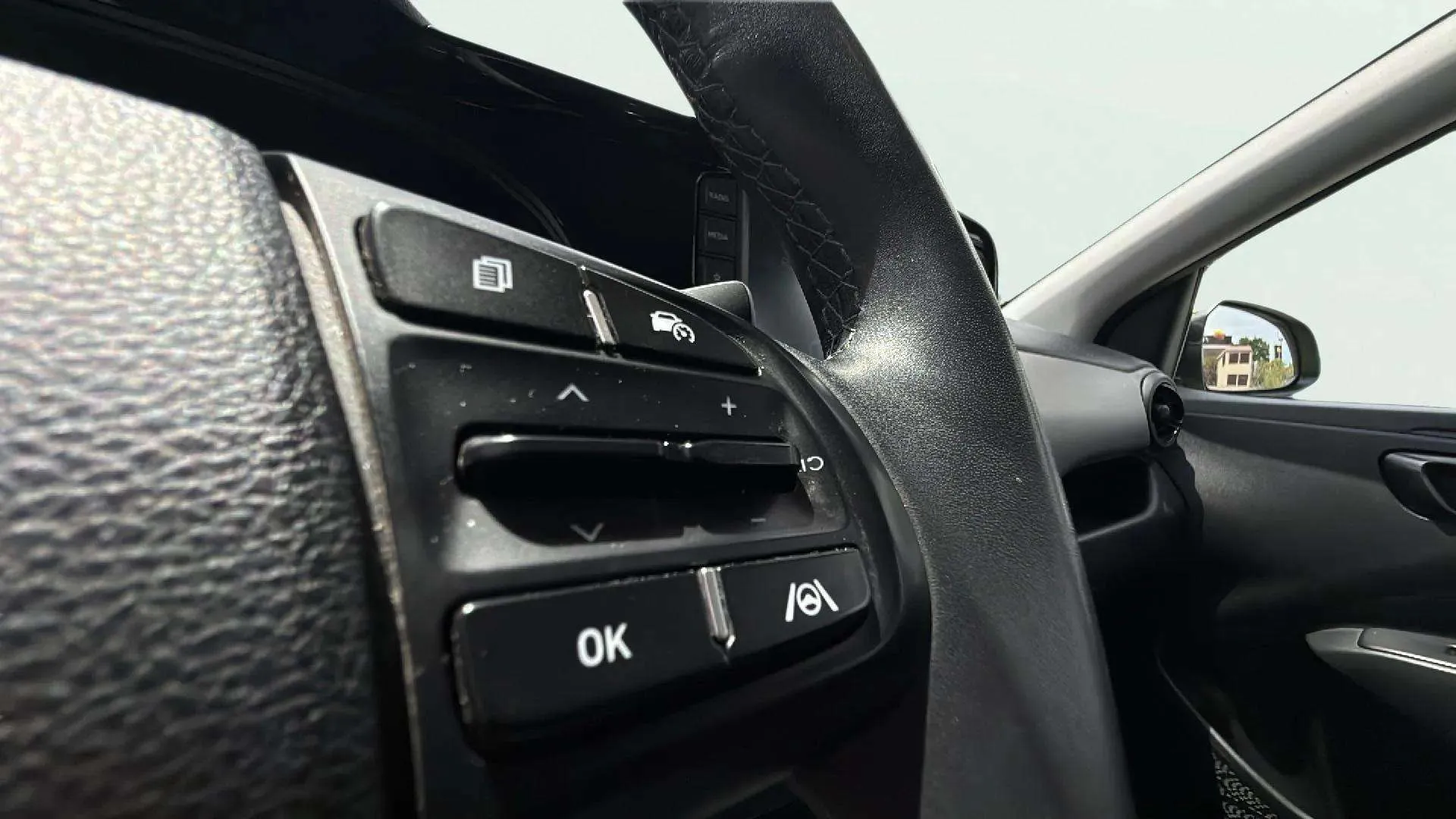 Hyundai i10 1.0 Essence - foto 14