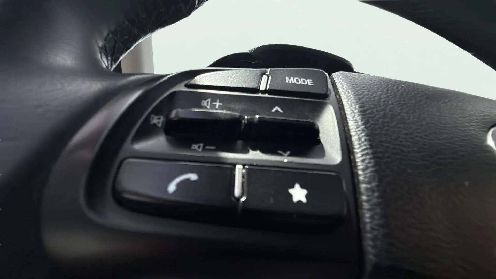 Hyundai i10 1.0 Essence - foto 15