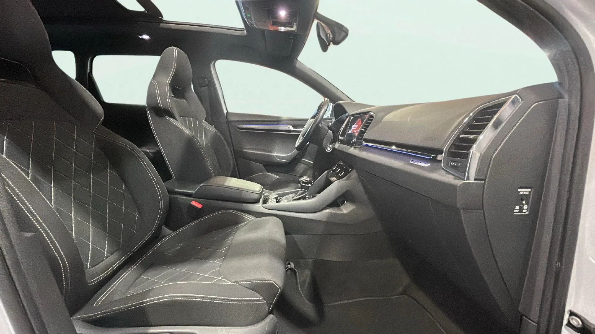 Škoda Karoq 1.5 TSI DSG ACT Sportline - foto 13