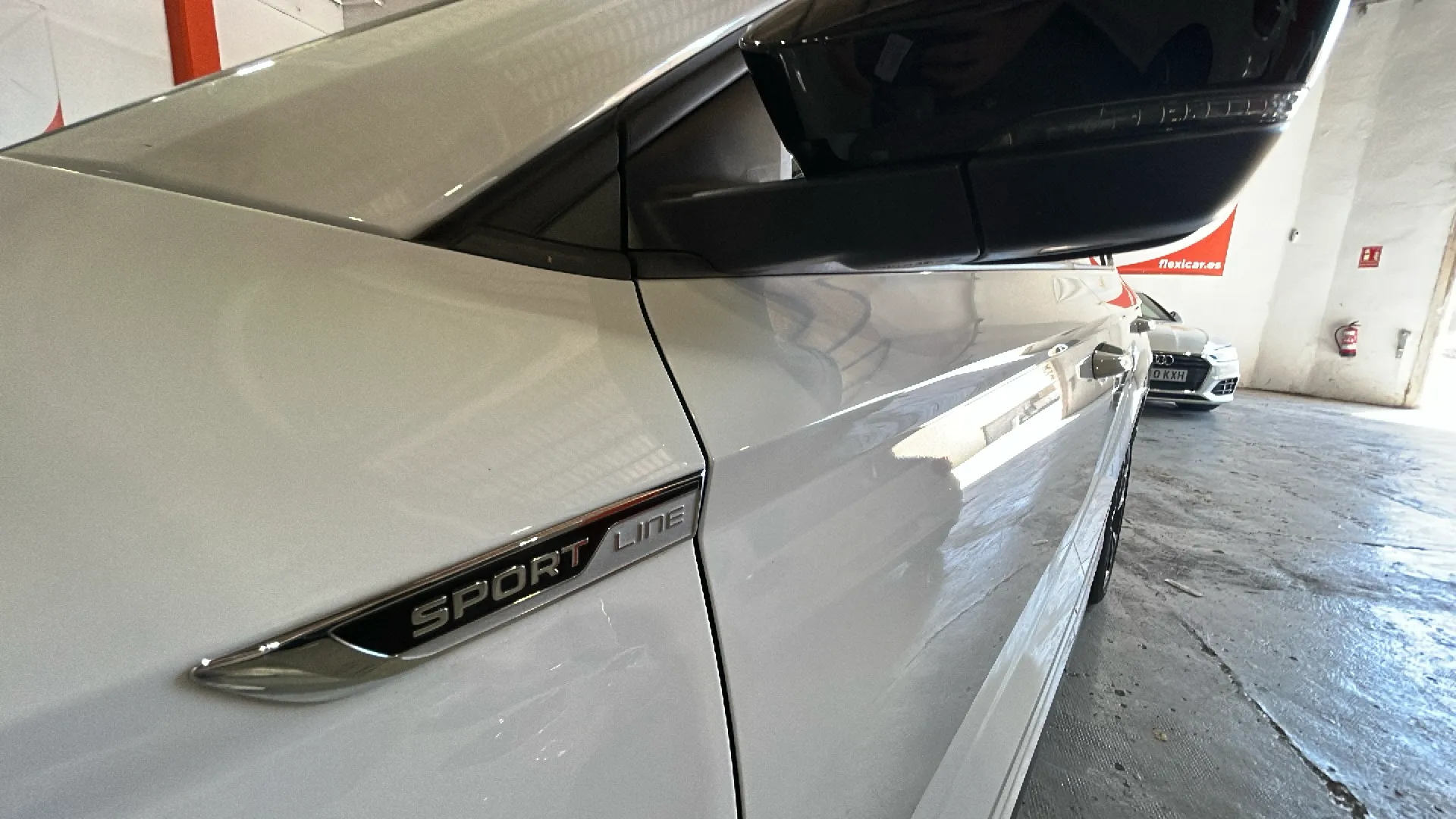 Škoda Karoq 1.5 TSI DSG ACT Sportline - foto 27