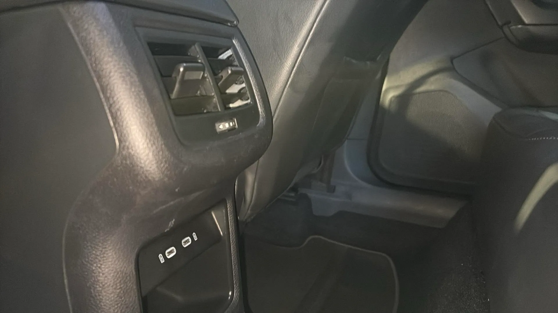 Cupra Ateca 2.0 TSI 4Drive DSG - foto 29