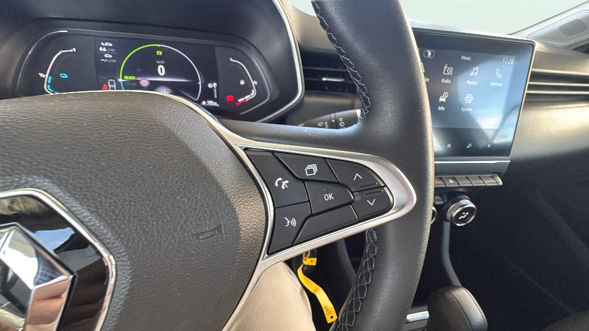 Renault Clio Intens E-Tech Híbrido - foto 12
